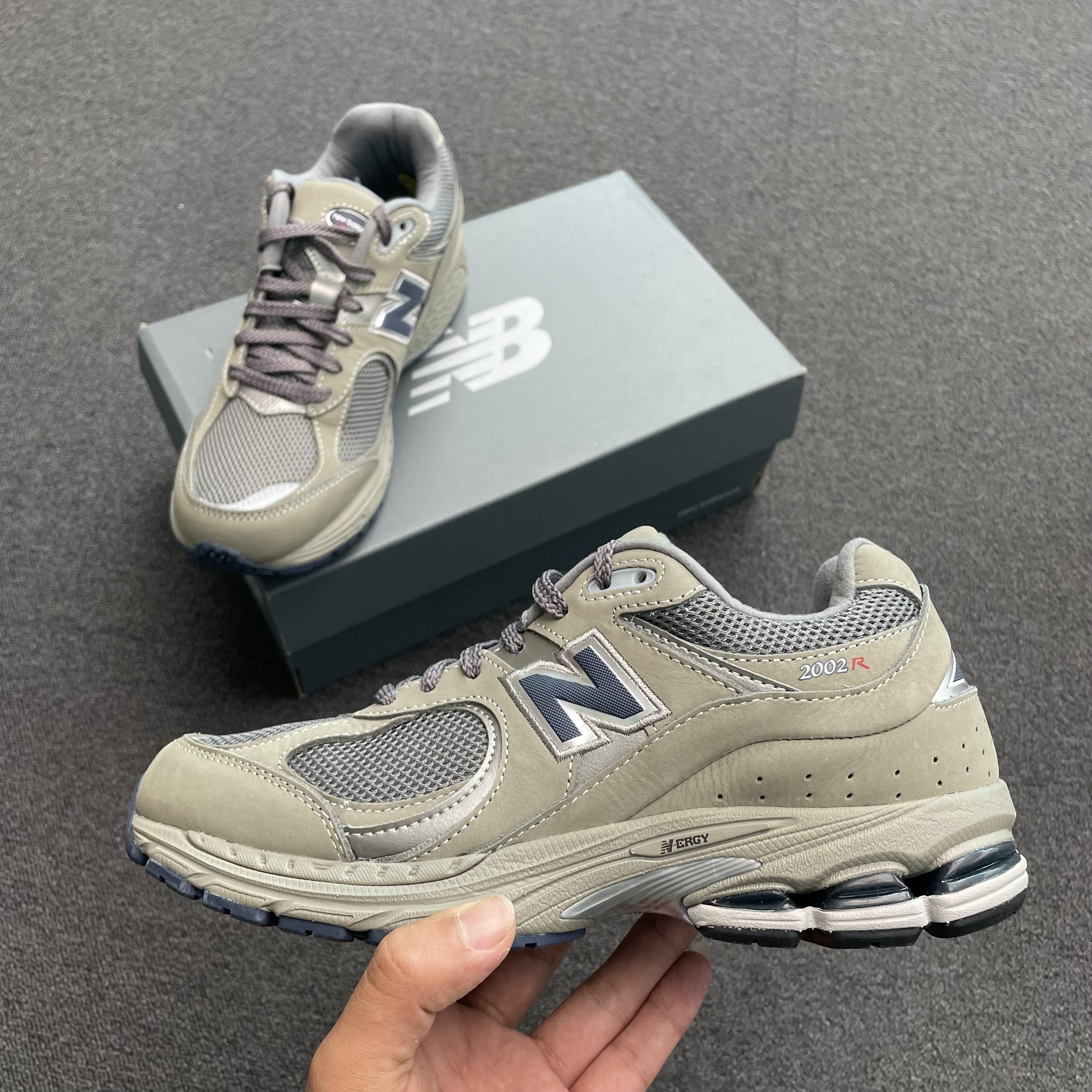 New Balance 2002r Marblehead Light Aluminum Ml2002rc (17) - www.kitistry.com