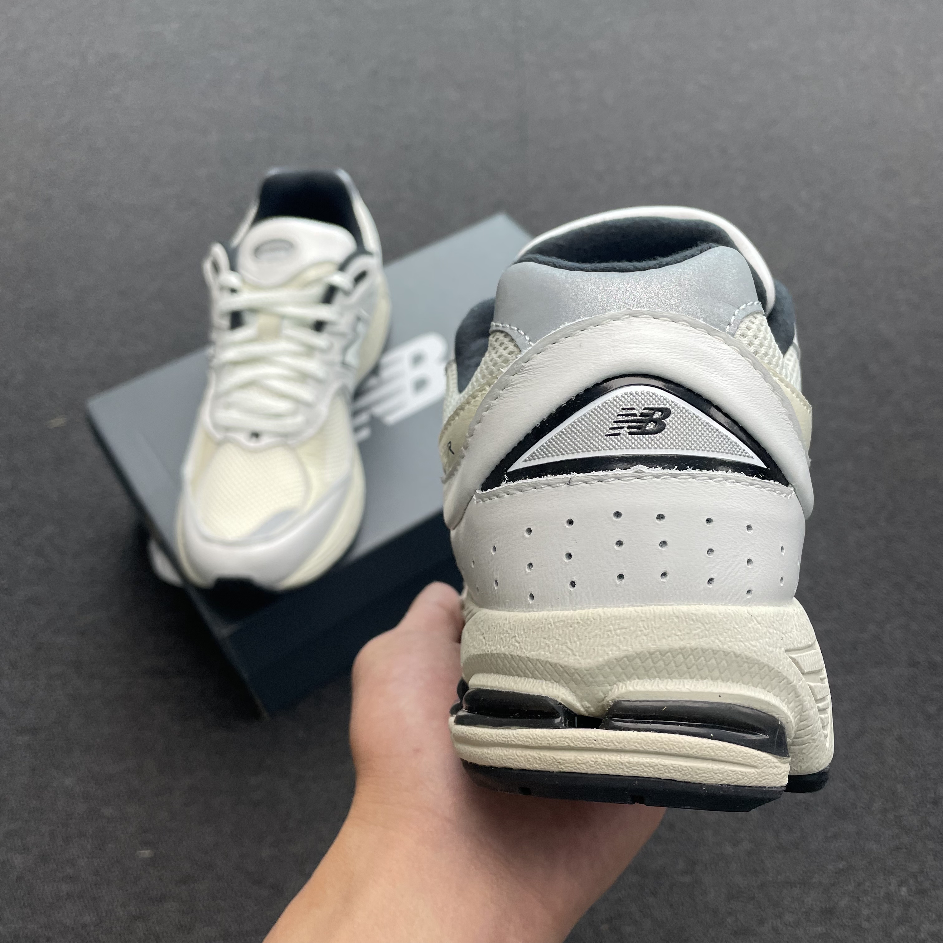 New Balance 2002r Marblehead Light Aluminum Ml2002rc (18) - www.kitistry.com