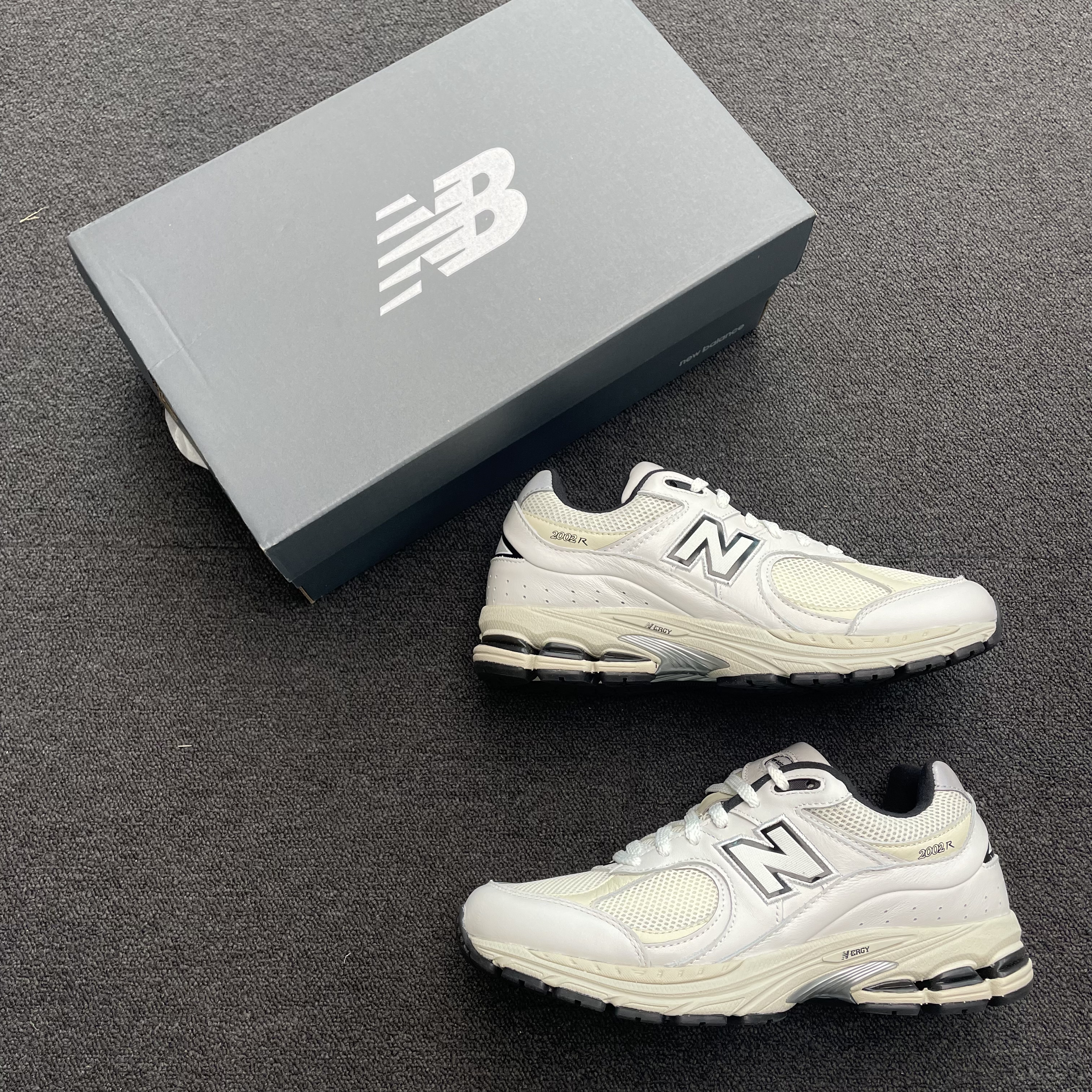 New Balance 2002r Marblehead Light Aluminum Ml2002rc (26) - www.kitistry.com