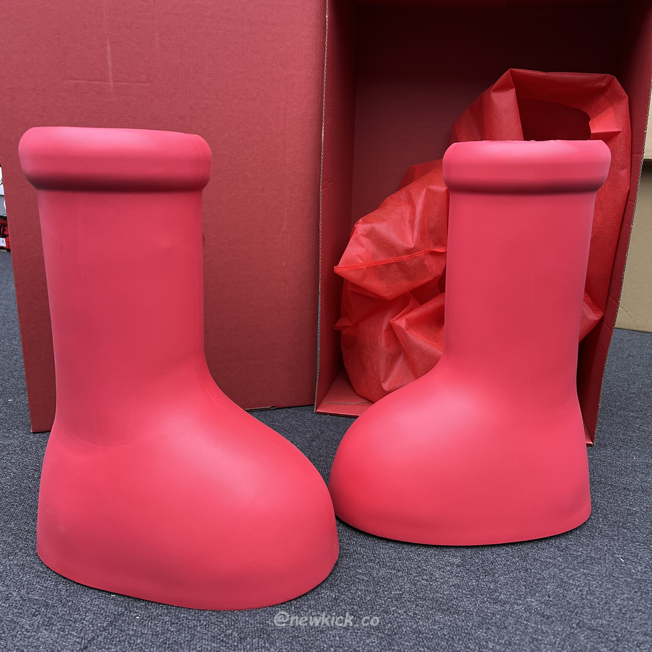 Mschf Big Red Boot Mschf010 (2) - www.kitistry.com Mschf Big Red Boot Mschf010 (2) - www.kitistry.com