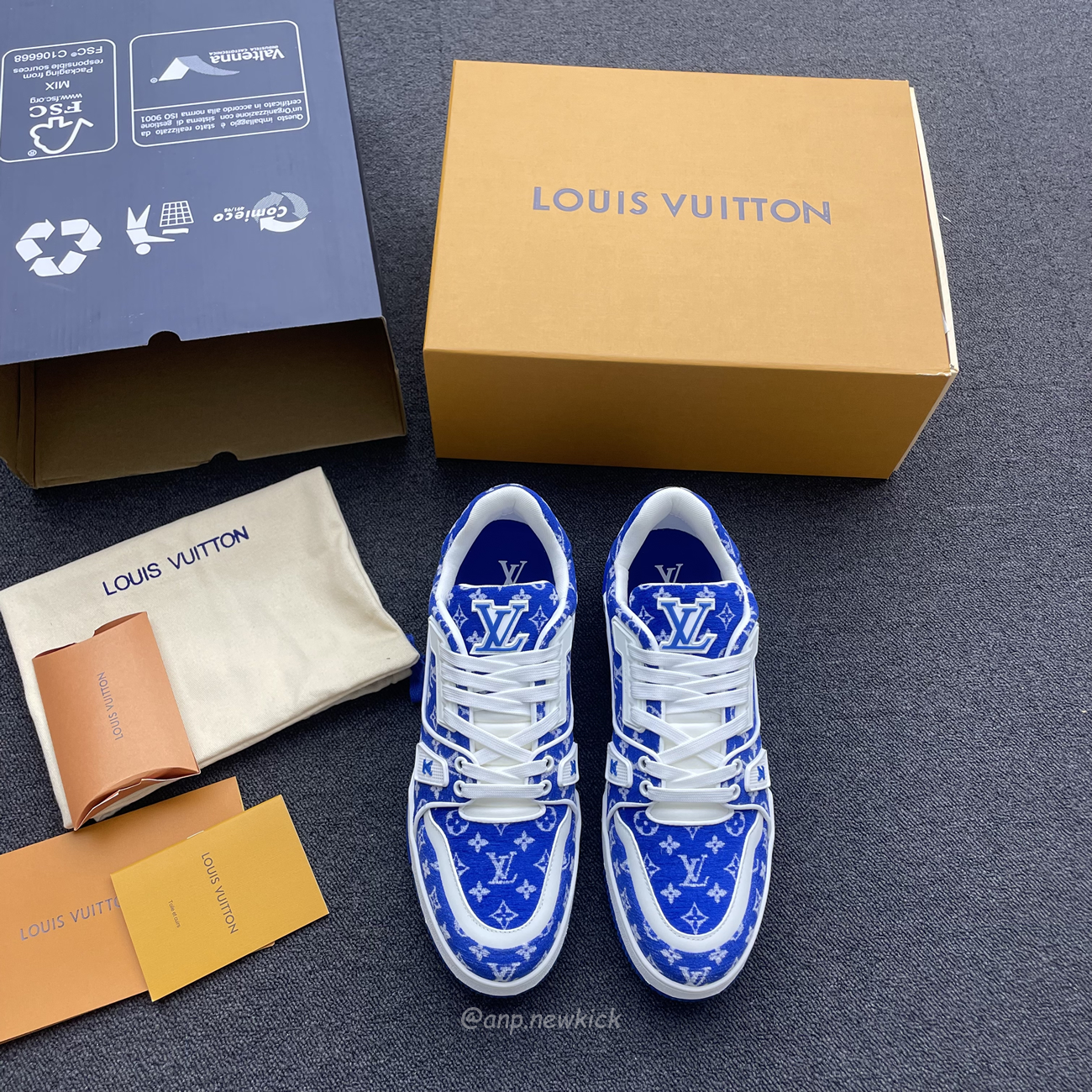 Louis Vuitton Trainer Blue Green Black Red Monogram Textile 1abfrq (2) - www.kitistry.com Louis Vuitton Trainer Blue Green Black Red Monogram Textile 1abfrq (2) - www.kitistry.com
