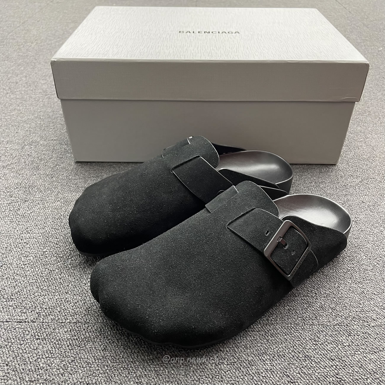 Balenciaga 2024 Five Toed Contour Sunday Flat Sole Muller Shoes (4) - www.kitistry.com Balenciaga 2024 Five Toed Contour Sunday Flat Sole Muller Shoes (4) - www.kitistry.com