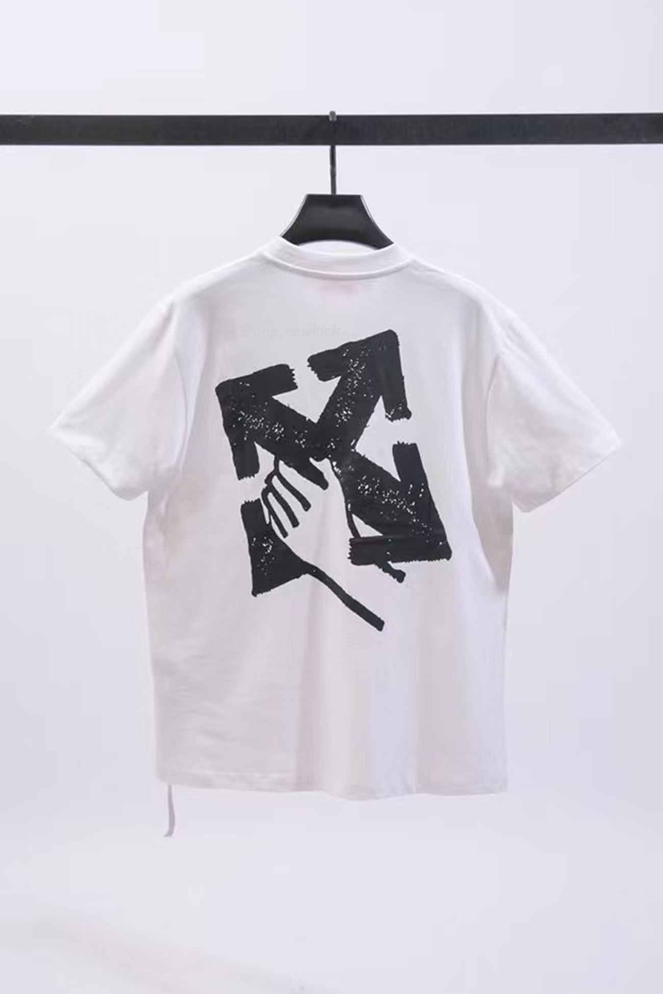 Off White Hand Arrow Tee White Black (14) - www.kitistry.com Off White Hand Arrow Tee White Black (14) - www.kitistry.com