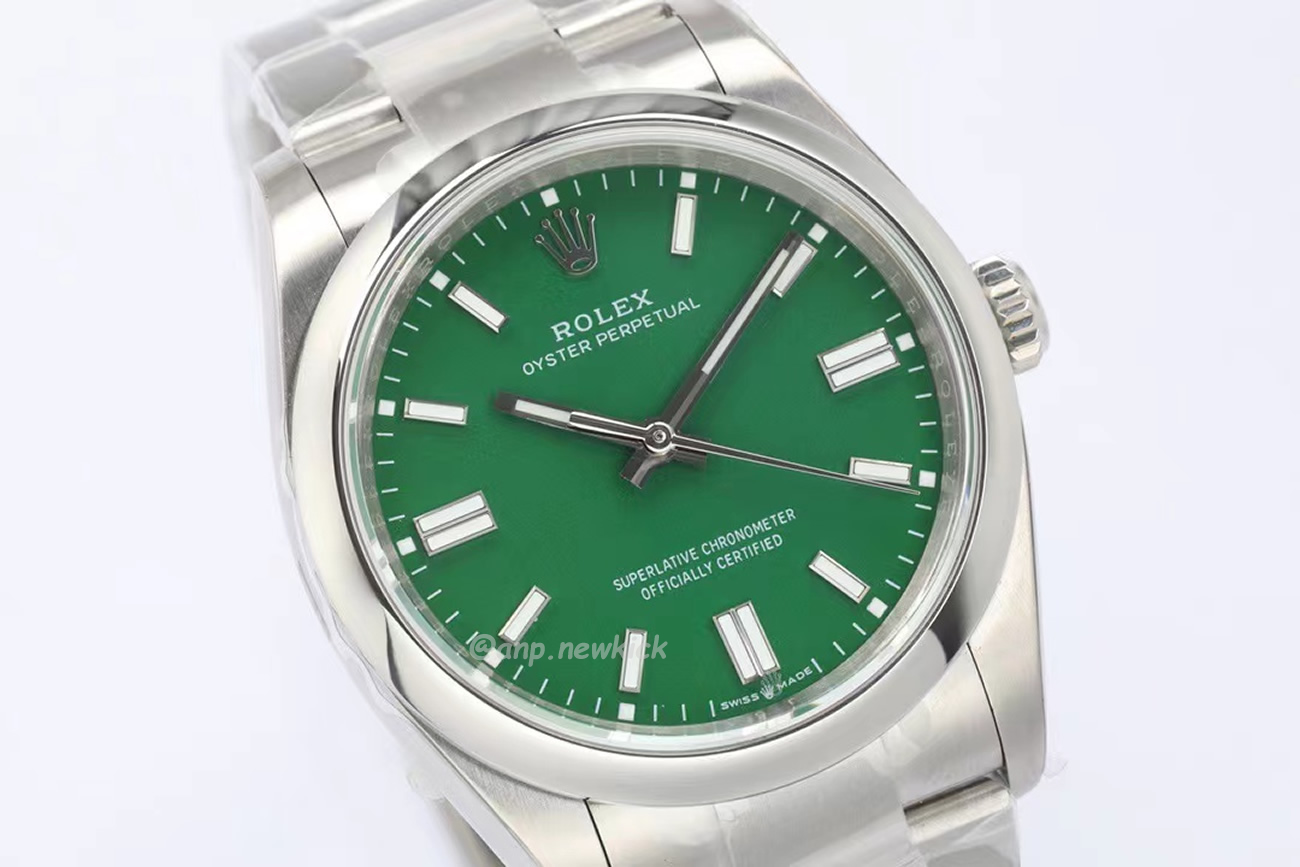 Rolex Oyster Perpetual Green Bright Black (5) - www.kitistry.com Rolex Oyster Perpetual Green Bright Black (5) - www.kitistry.com