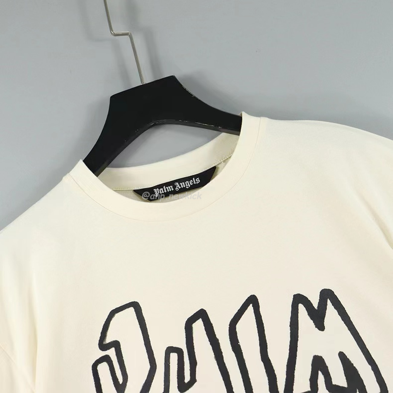 Palm Angels Graffiti Flame T Shirt Shorts Black White (15) - www.kitistry.com Palm Angels Graffiti Flame T Shirt Shorts Black White (15) - www.kitistry.com