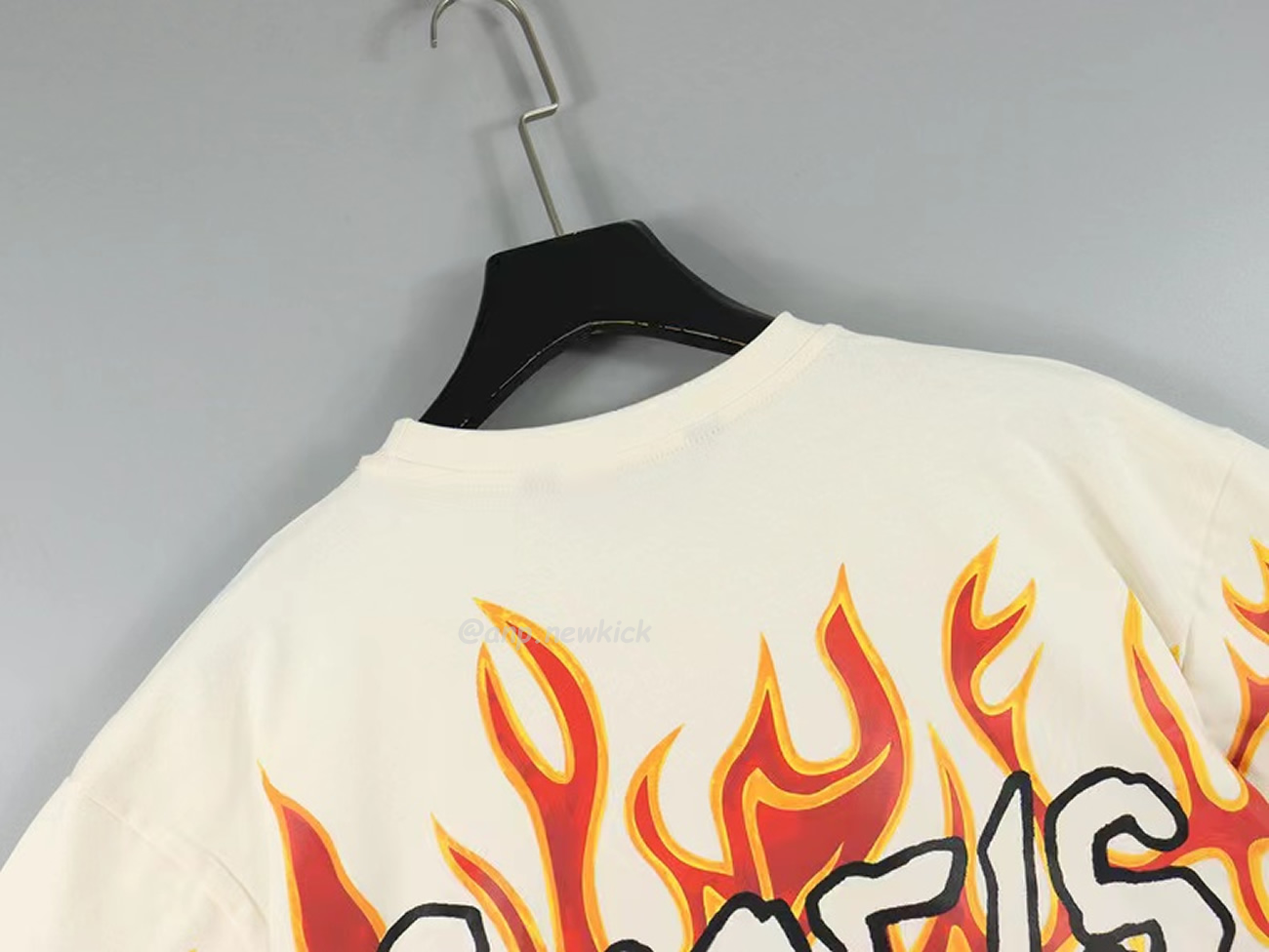 Palm Angels Graffiti Flame T Shirt Shorts Black White (22) - www.kitistry.com Palm Angels Graffiti Flame T Shirt Shorts Black White (22) - www.kitistry.com