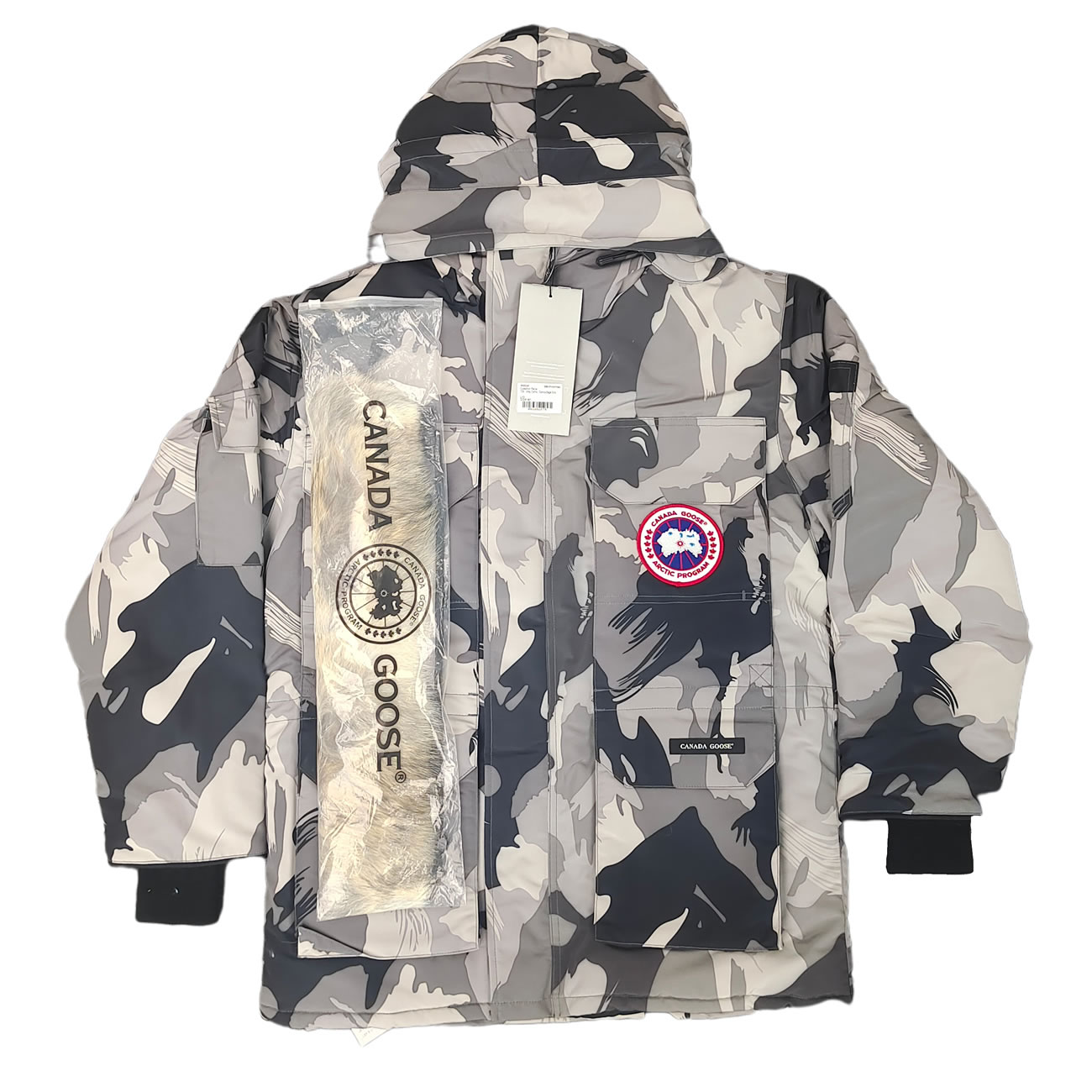 Canada Goose Expedition Logo Pbi Patch Parka Coat (10) - www.kitistry.com Canada Goose Expedition Logo Pbi Patch Parka Coat (10) - www.kitistry.com
