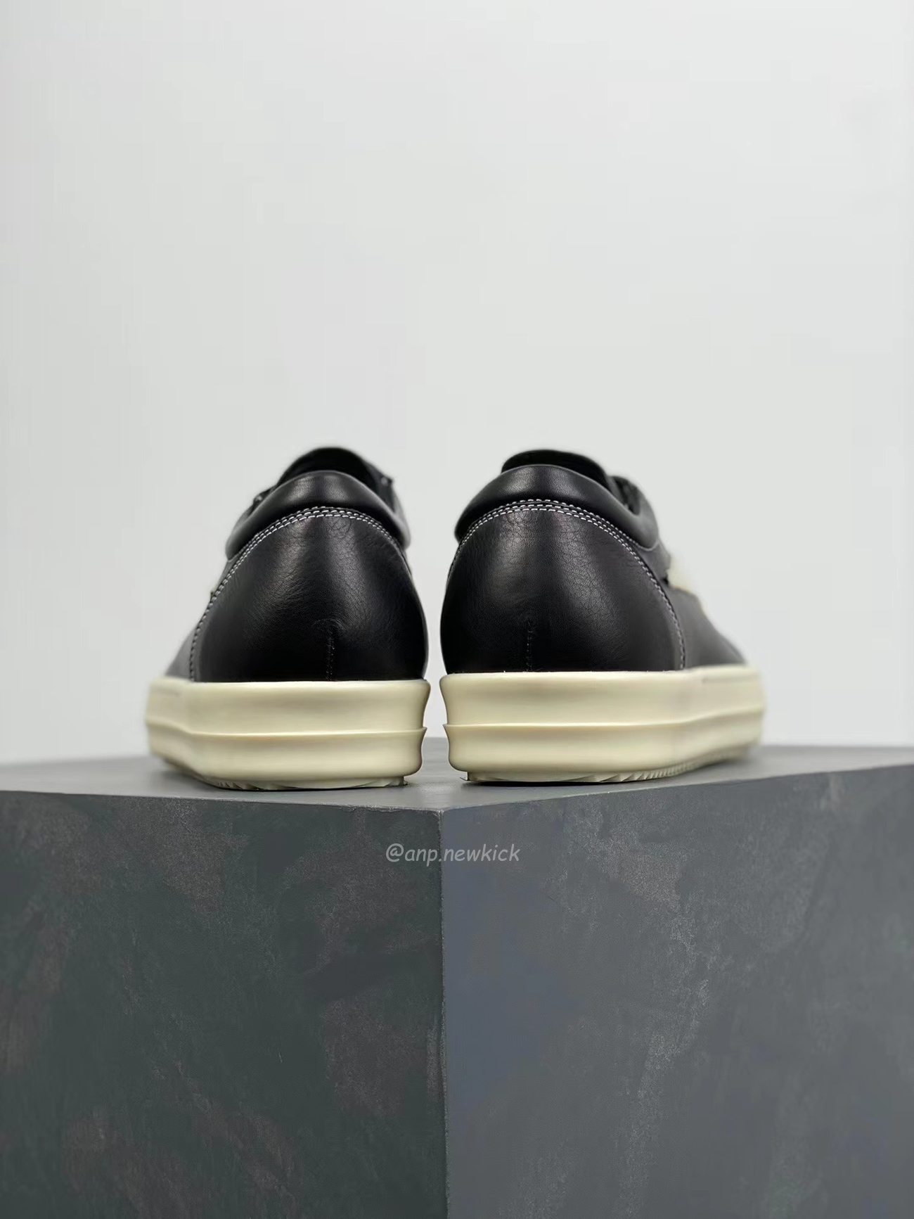 Rick Owens Leather Low Top Vintage Sneakers Suede Canvas Black Taupe Grey Faded Pnk Pearl Milk Dark Dust (11) - www.kitistry.com Rick Owens Leather Low Top Vintage Sneakers Suede Canvas Black Taupe Grey Faded Pnk Pearl Milk Dark Dust (11) - www.kitistry.com