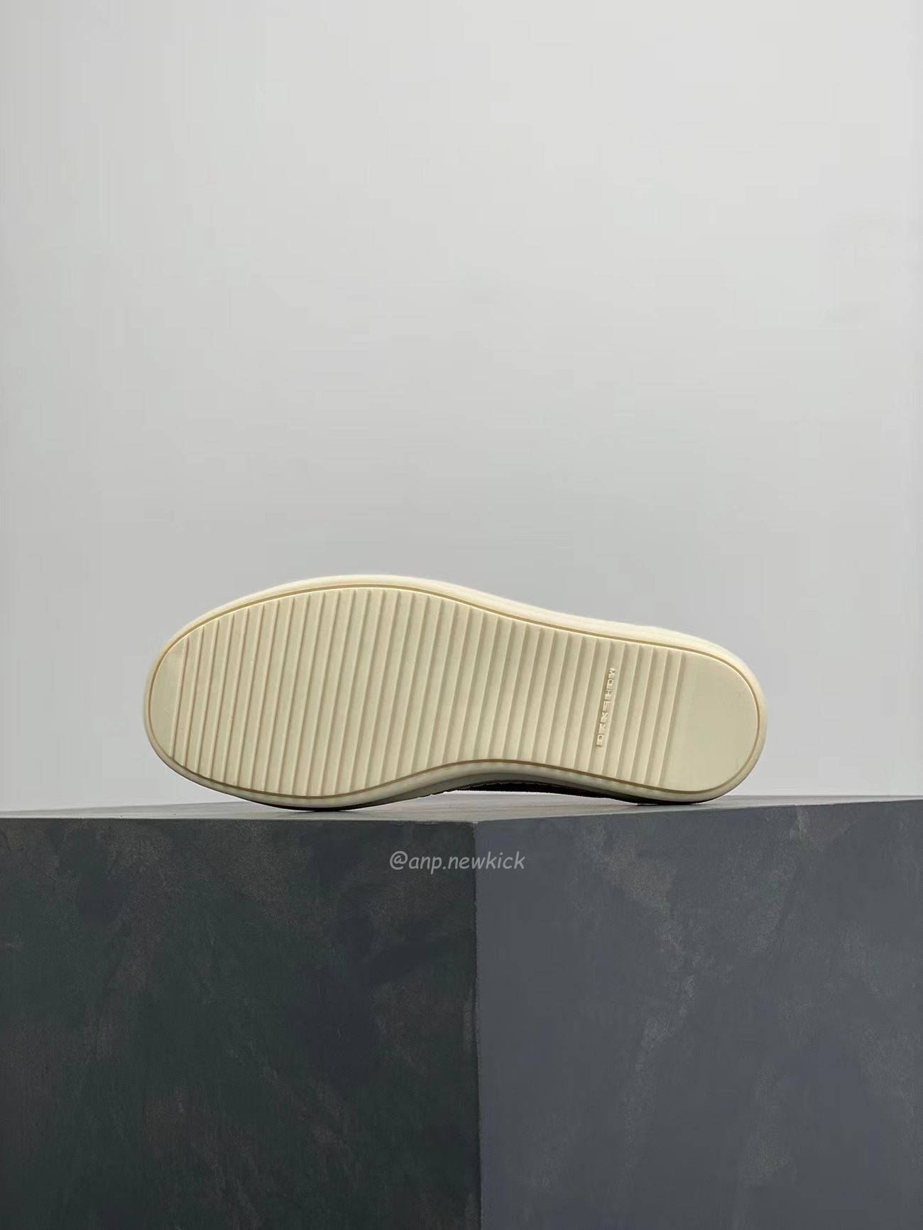 Rick Owens Leather Low Top Vintage Sneakers Suede Canvas Black Taupe Grey Faded Pnk Pearl Milk Dark Dust (15) - www.kitistry.com Rick Owens Leather Low Top Vintage Sneakers Suede Canvas Black Taupe Grey Faded Pnk Pearl Milk Dark Dust (15) - www.kitistry.com