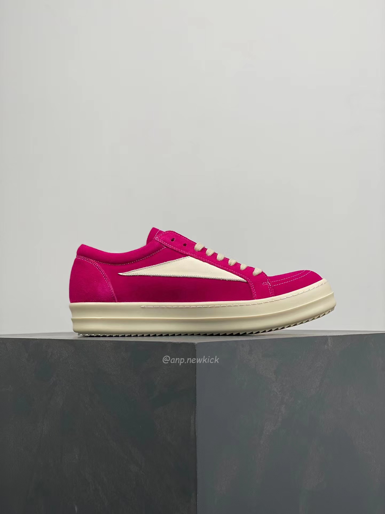 Rick Owens Leather Low Top Vintage Sneakers Suede Canvas Black Taupe Grey Faded Pnk Pearl Milk Dark Dust (6) - www.kitistry.com Rick Owens Leather Low Top Vintage Sneakers Suede Canvas Black Taupe Grey Faded Pnk Pearl Milk Dark Dust (6) - www.kitistry.com