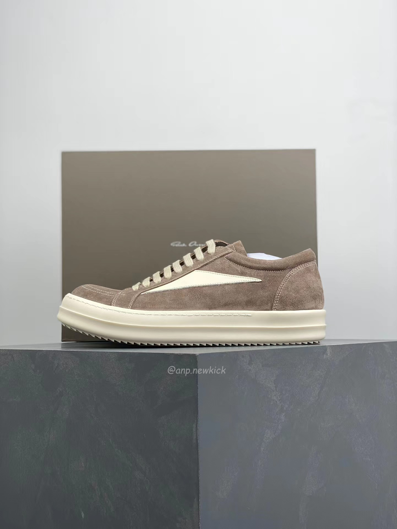 Rick Owens Leather Low Top Vintage Sneakers Suede Canvas Black Taupe Grey Faded Pnk Pearl Milk Dark Dust (7) - www.kitistry.com Rick Owens Leather Low Top Vintage Sneakers Suede Canvas Black Taupe Grey Faded Pnk Pearl Milk Dark Dust (7) - www.kitistry.com