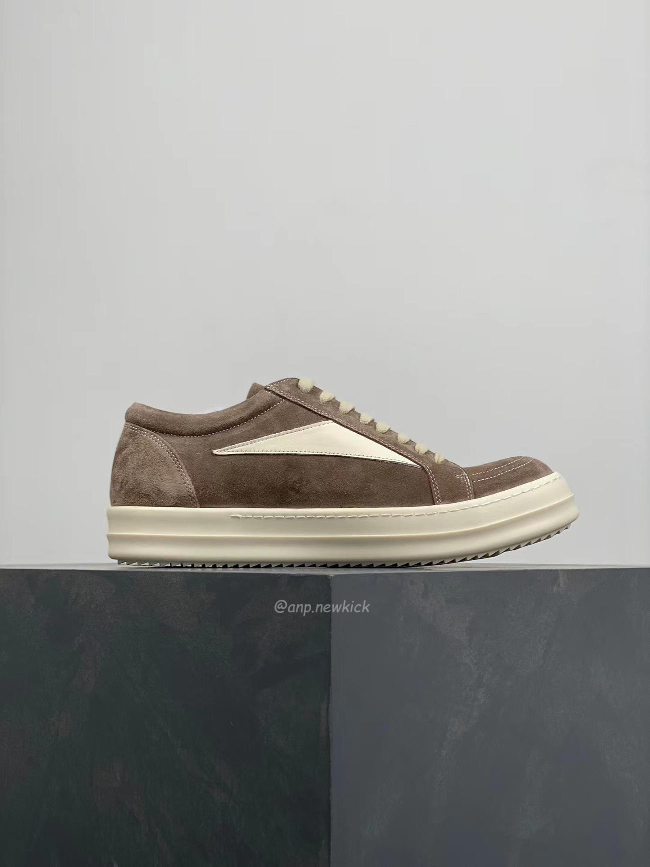 Rick Owens Leather Low Top Vintage Sneakers Suede Canvas Black Taupe Grey Faded Pnk Pearl Milk Dark Dust (9) - www.kitistry.com Rick Owens Leather Low Top Vintage Sneakers Suede Canvas Black Taupe Grey Faded Pnk Pearl Milk Dark Dust (9) - www.kitistry.com