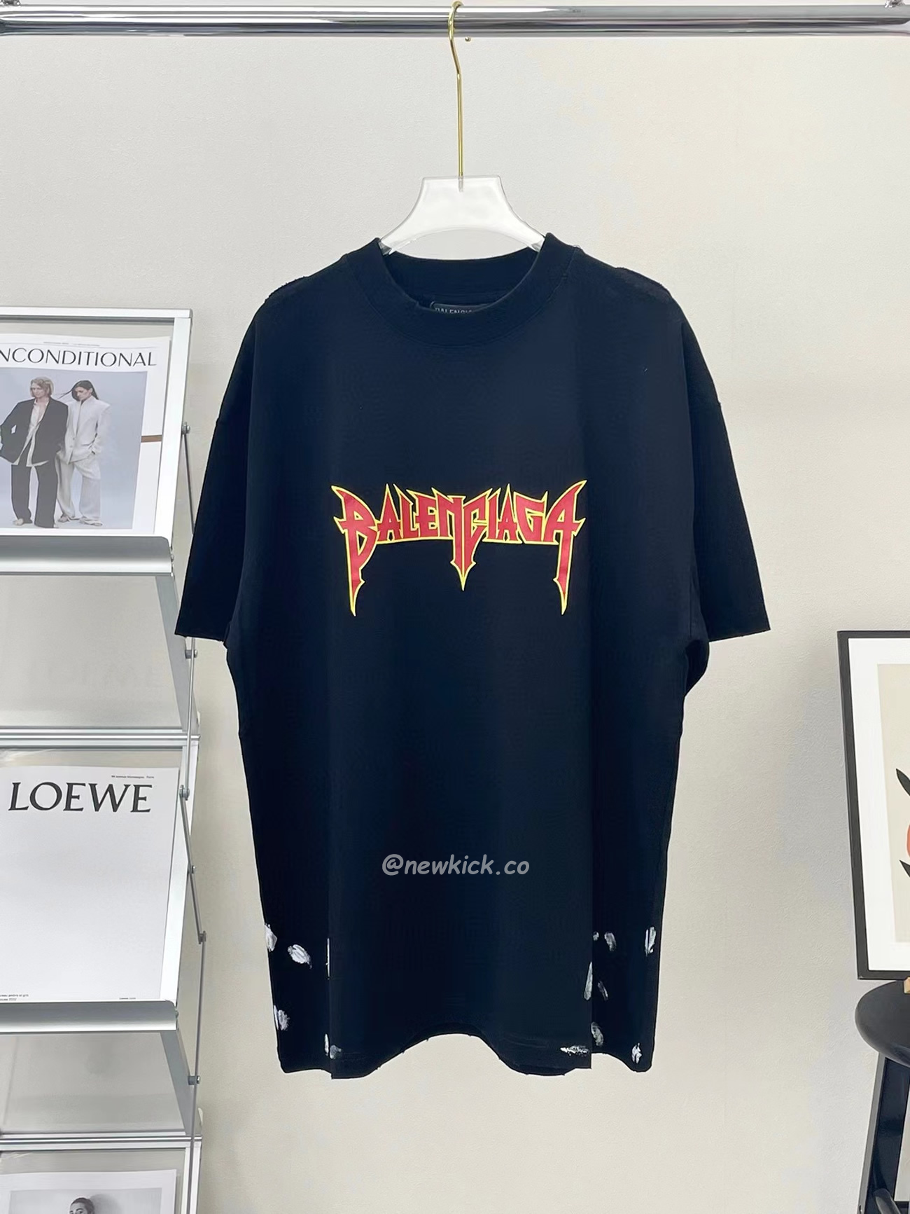 Balenciaga Metal Vintage Oversized T Shirt Black Multi Ss22 (5) - www.kitistry.com Balenciaga Metal Vintage Oversized T Shirt Black Multi Ss22 (5) - www.kitistry.com