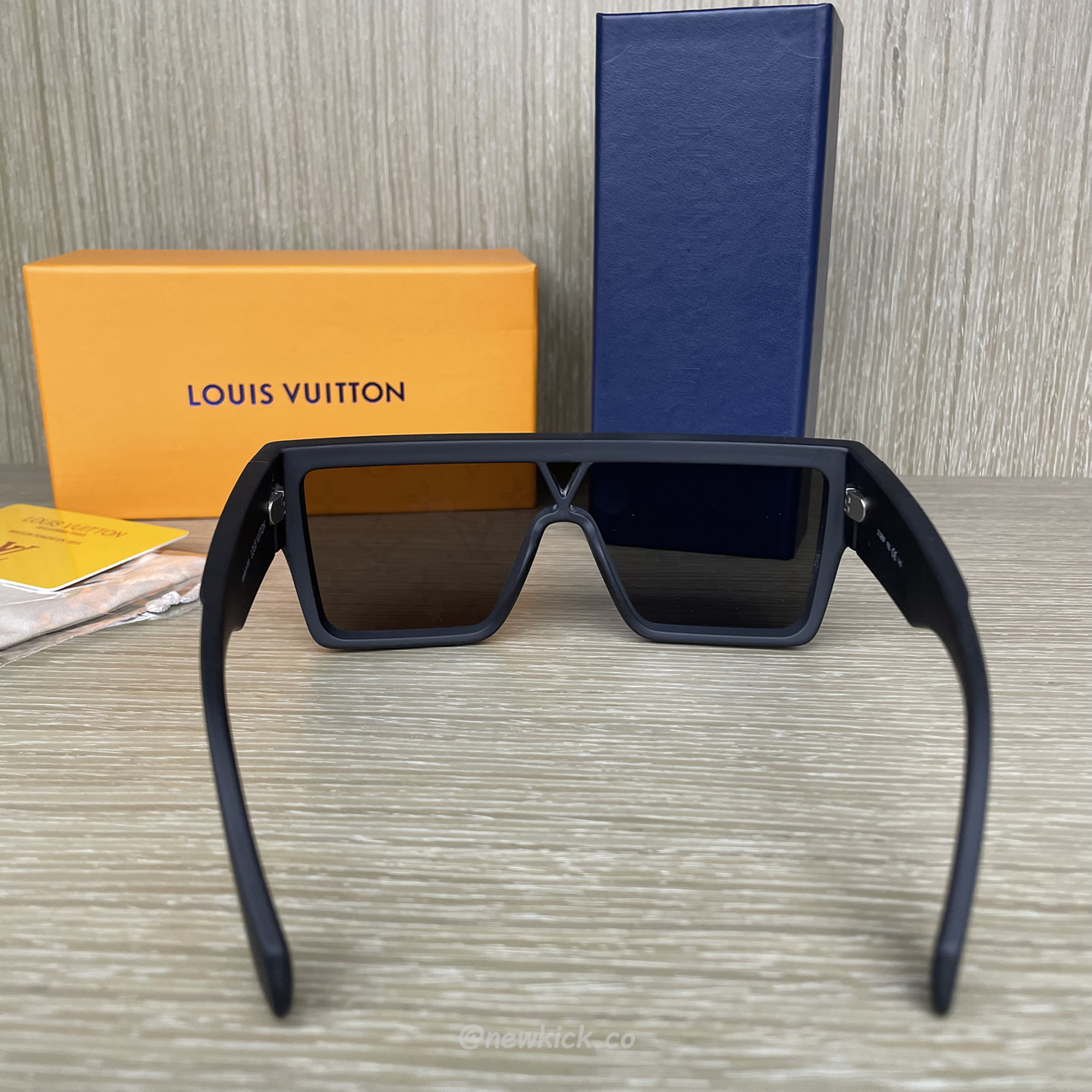 Louis Vuitton Lv Waimea Sunglasses (3) - www.kitistry.com Louis Vuitton Lv Waimea Sunglasses (3) - www.kitistry.com