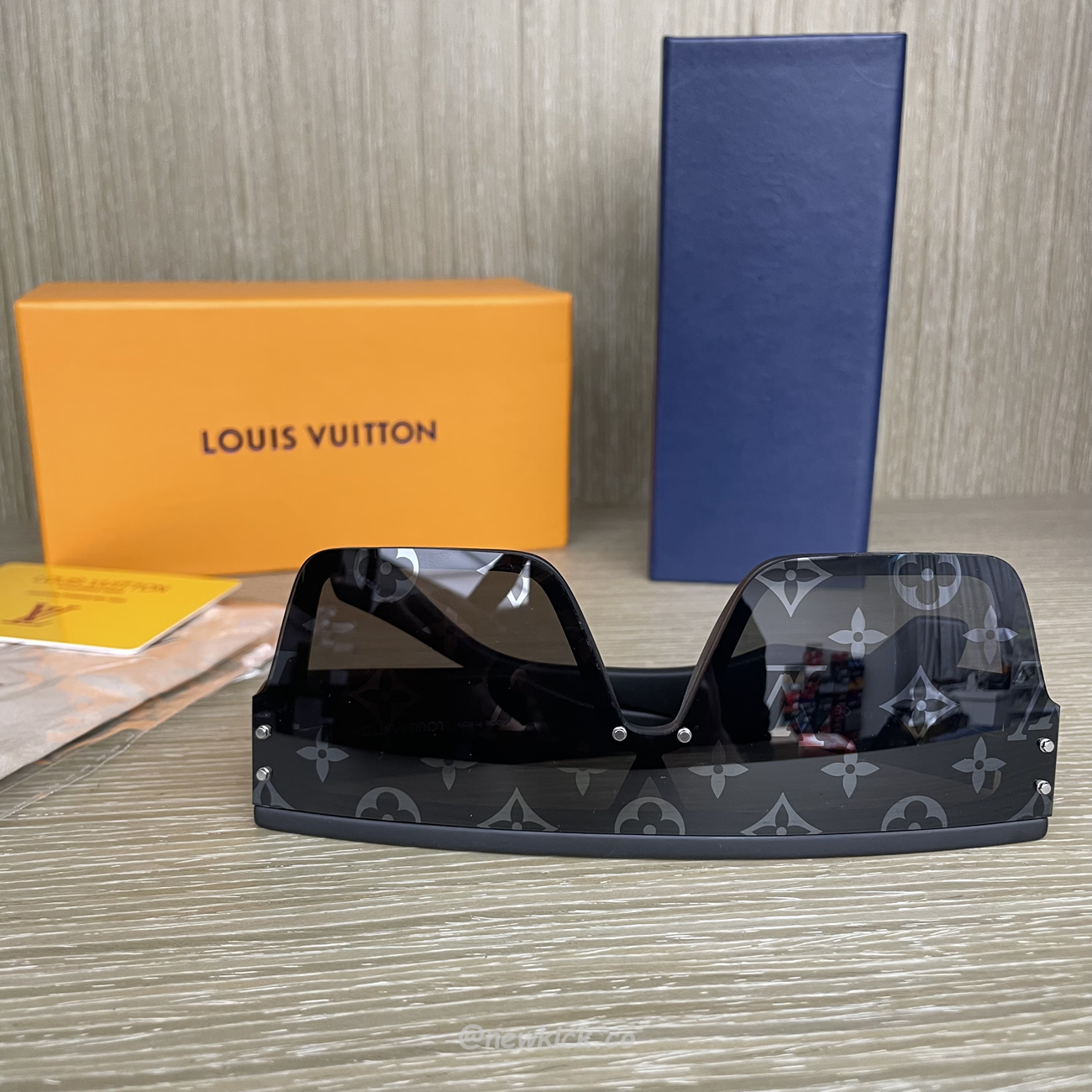 Louis Vuitton Lv Waimea Sunglasses (7) - www.kitistry.com Louis Vuitton Lv Waimea Sunglasses (7) - www.kitistry.com