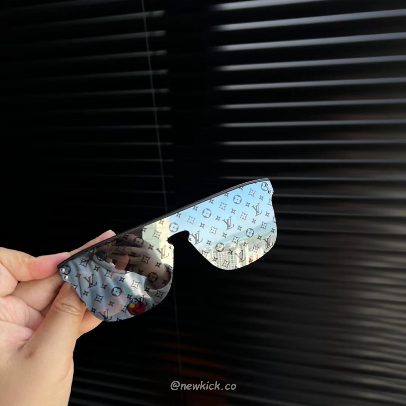 Louis Vuitton Lv Waimea Sunglasses Z1082e (3) - www.kitistry.com Louis Vuitton Lv Waimea Sunglasses Z1082e (3) - www.kitistry.com