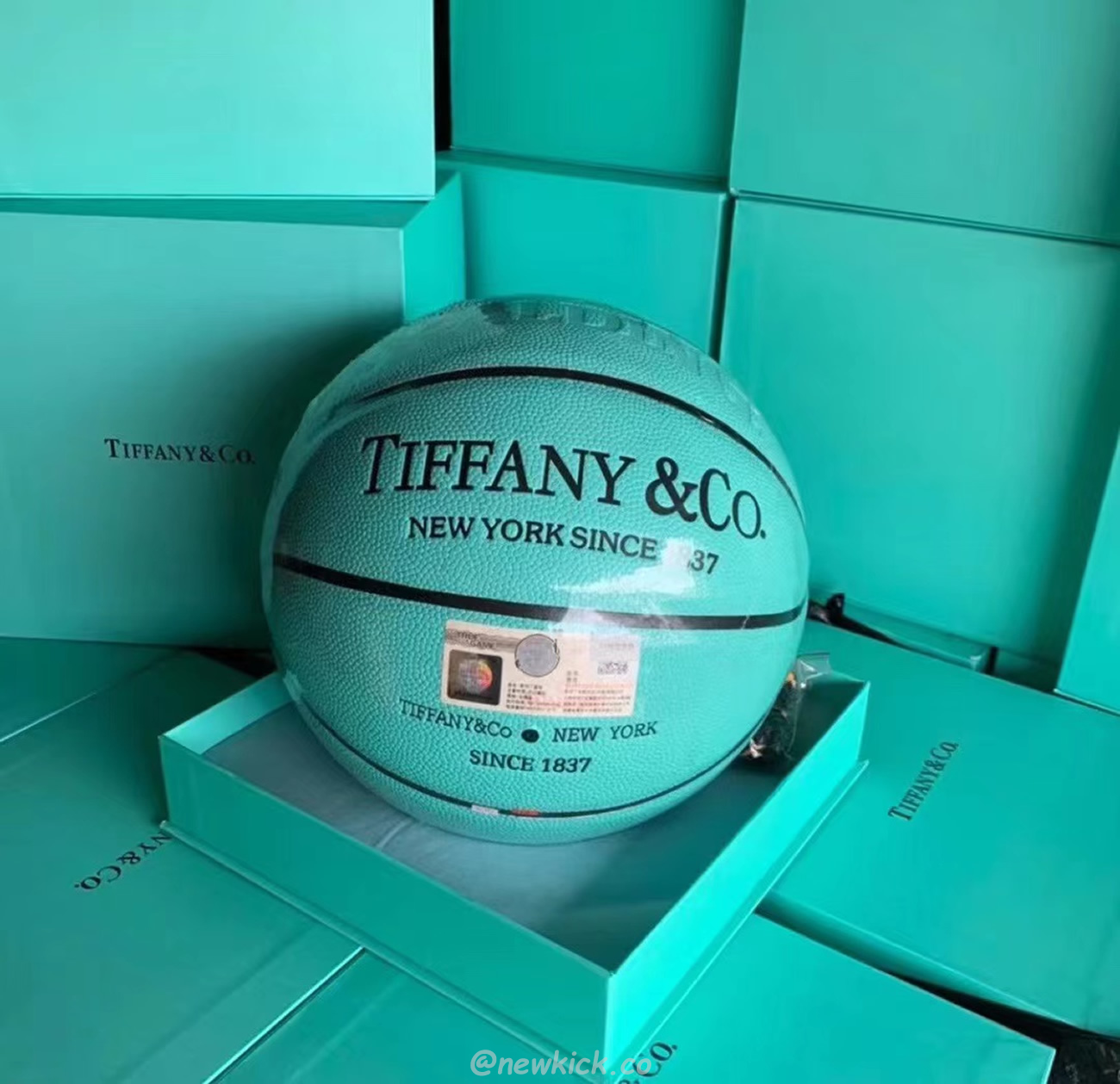 Tiffany X Cat Street X Spalding Basketball Tiffany Blue (3) - www.kitistry.com Tiffany X Cat Street X Spalding Basketball Tiffany Blue (3) - www.kitistry.com
