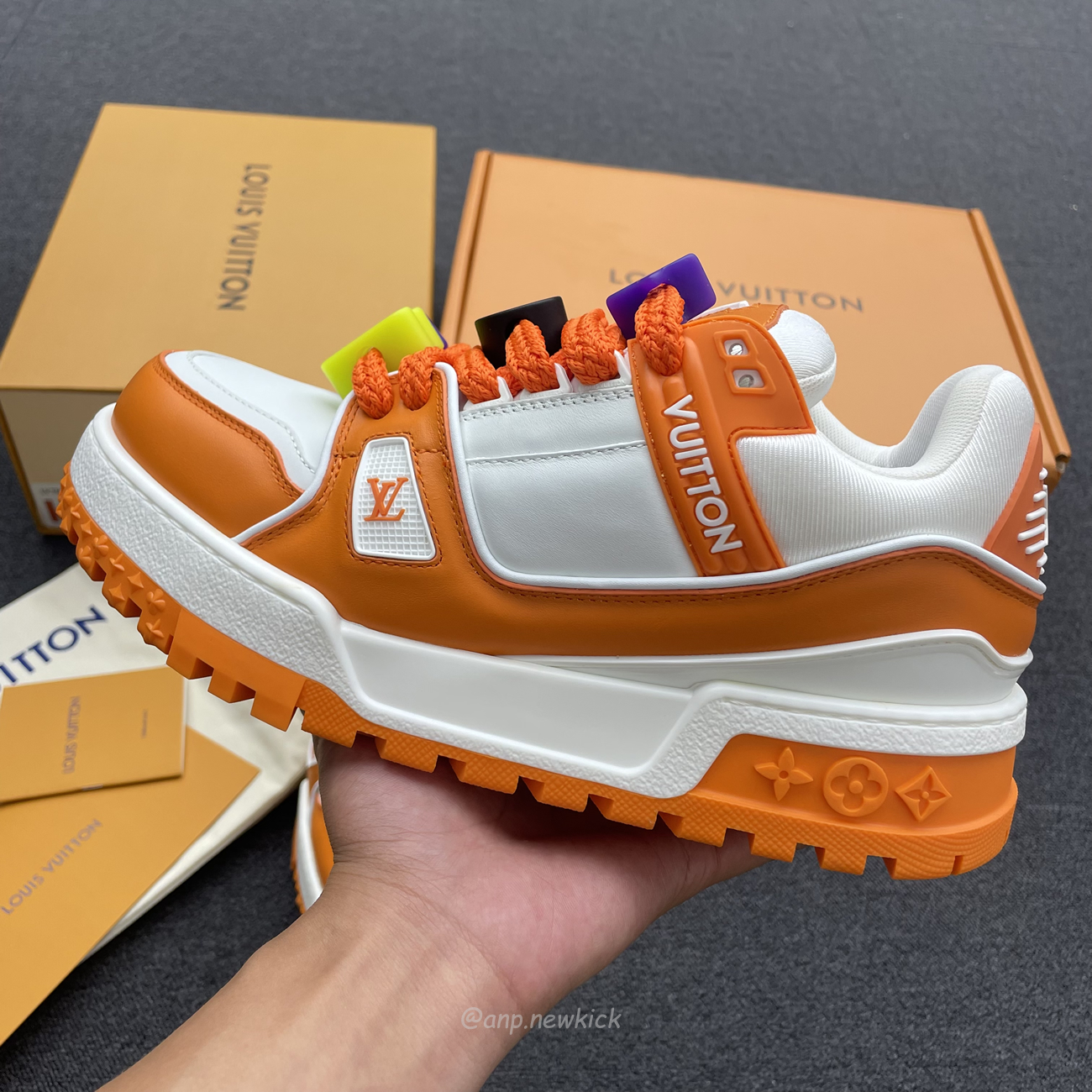 Louis Vuitton Trainer Maxi Orange Green White Black (12) - www.kitistry.com Louis Vuitton Trainer Maxi Orange Green White Black (12) - www.kitistry.com