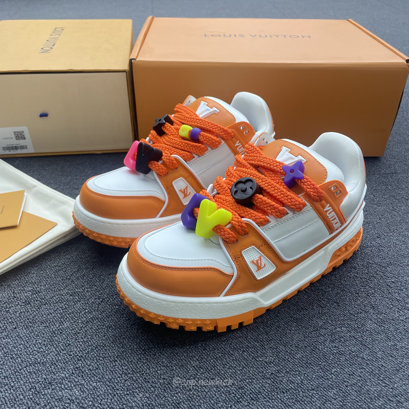 Louis Vuitton Trainer Maxi Orange Green White Black (14) - www.kitistry.com Louis Vuitton Trainer Maxi Orange Green White Black (14) - www.kitistry.com