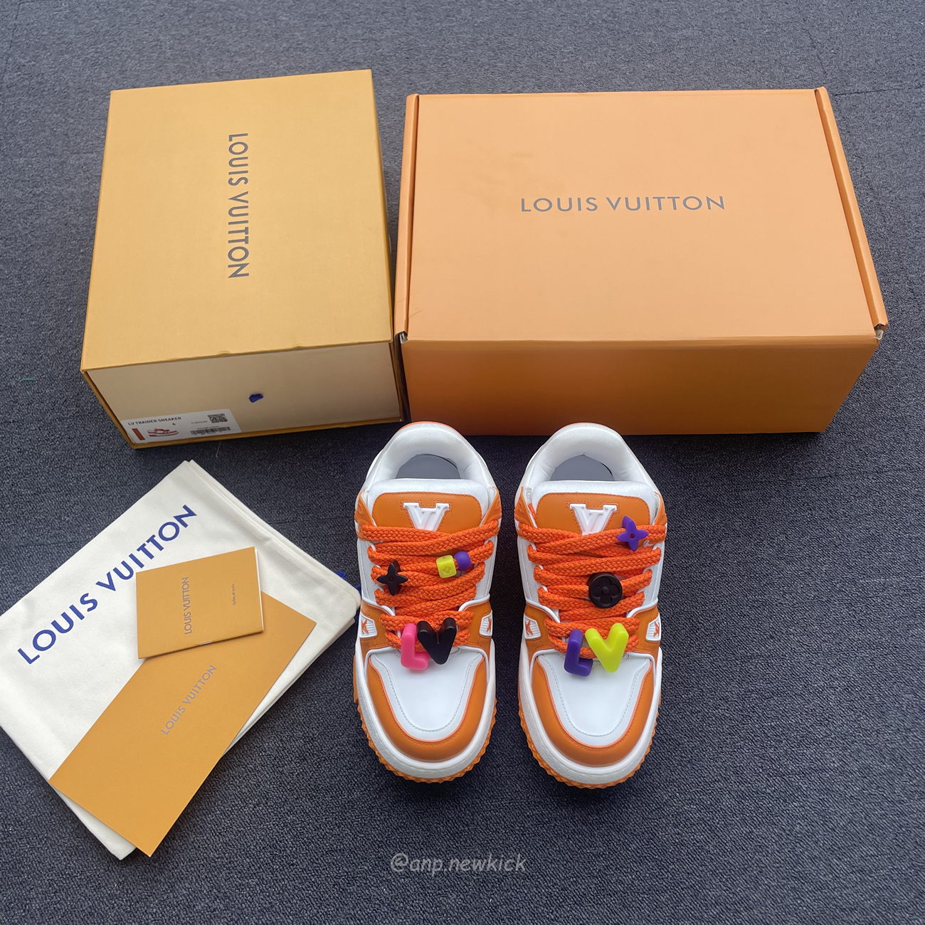 Louis Vuitton Trainer Maxi Orange Green White Black (2) - www.kitistry.com Louis Vuitton Trainer Maxi Orange Green White Black (2) - www.kitistry.com