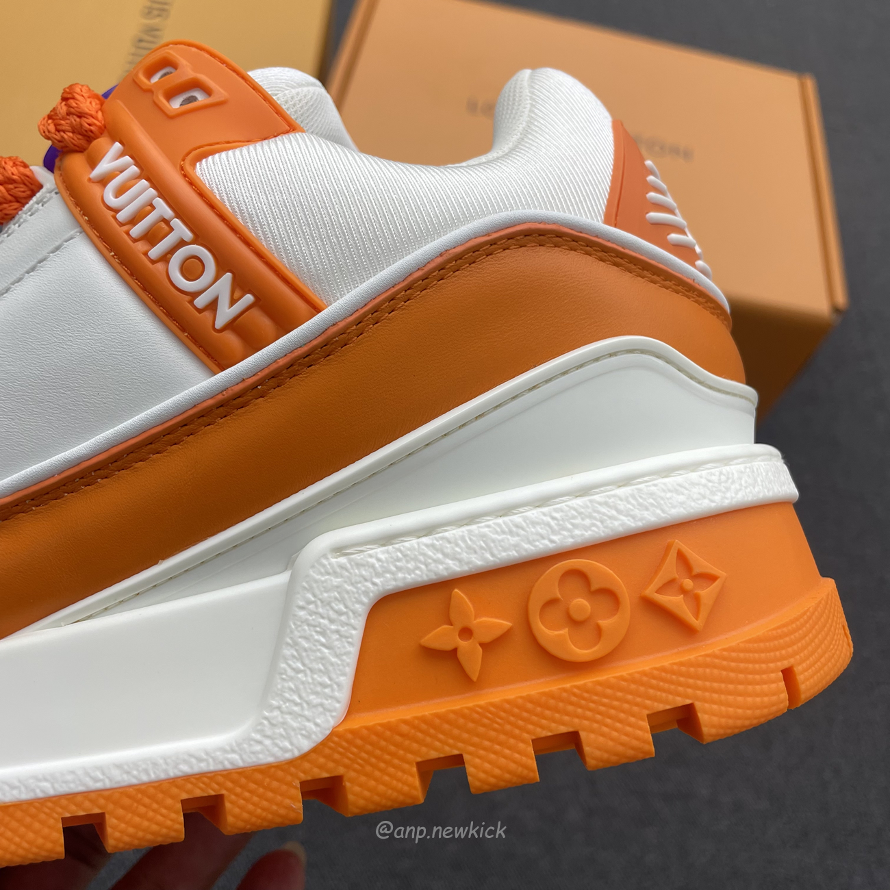 Louis Vuitton Trainer Maxi Orange Green White Black (6) - www.kitistry.com Louis Vuitton Trainer Maxi Orange Green White Black (6) - www.kitistry.com