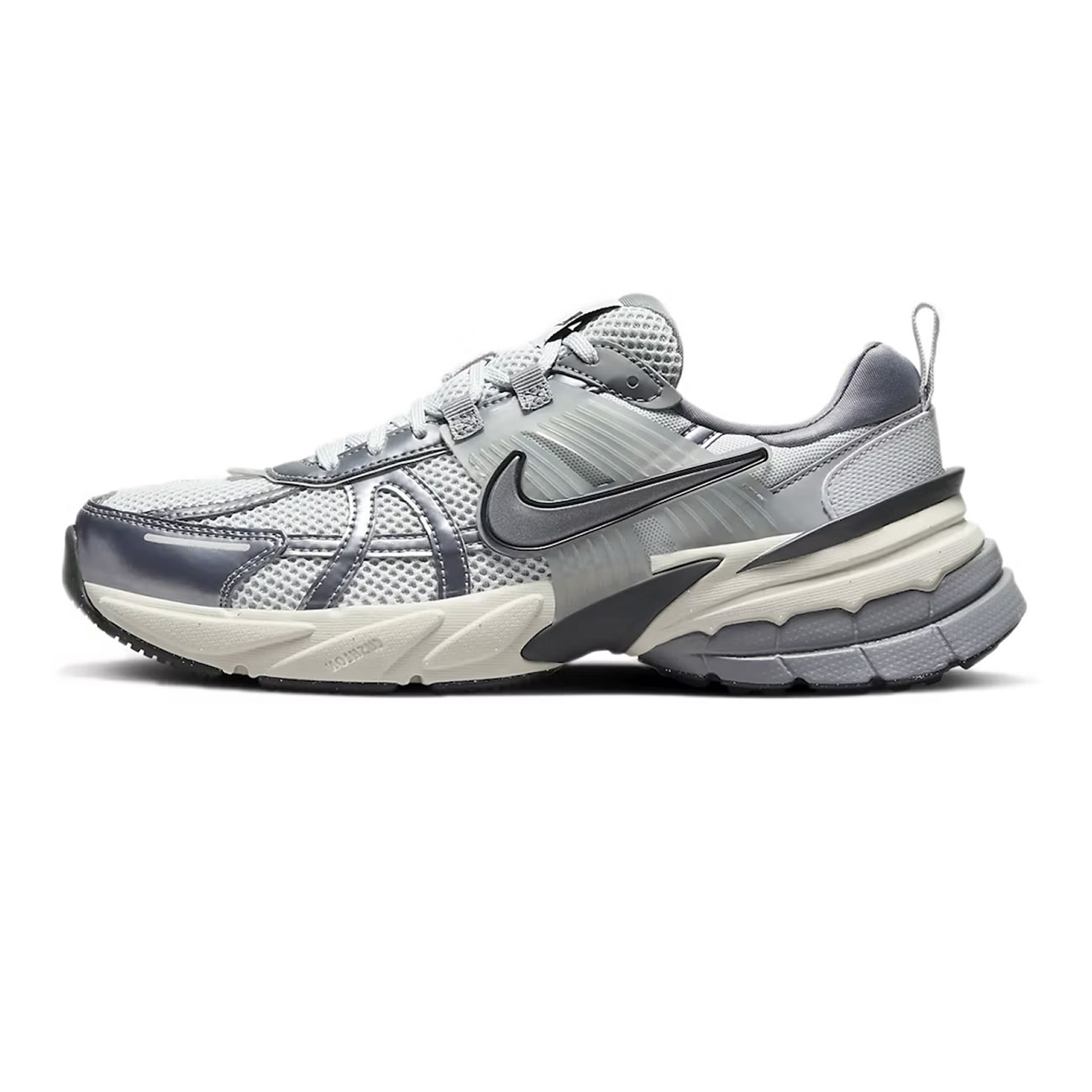 Nike Zoom Vomero 5 Series (104) - www.kitistry.com Nike Zoom Vomero 5 Series (104) - www.kitistry.com