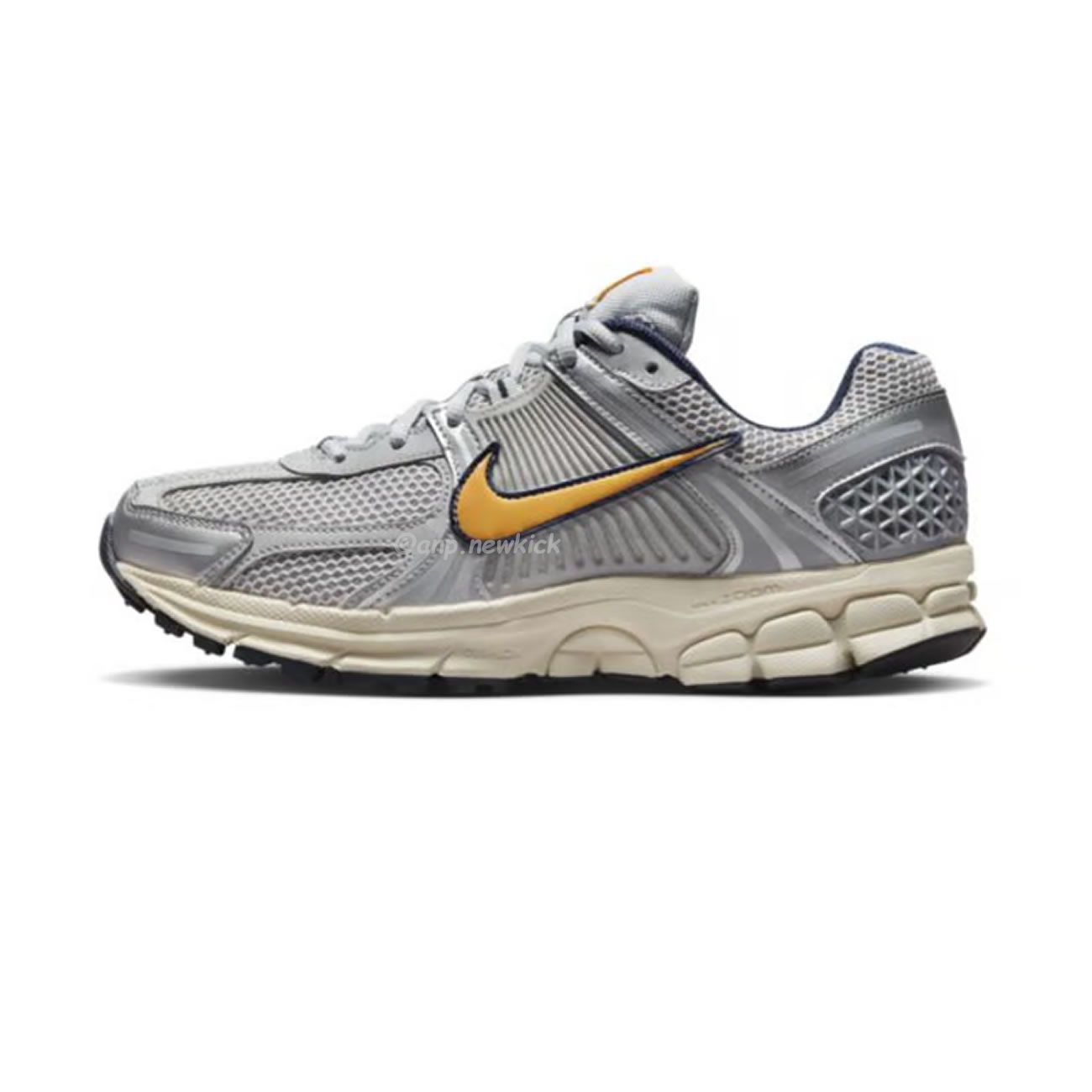 Nike Zoom Vomero 5 Series (47) - www.kitistry.com Nike Zoom Vomero 5 Series (47) - www.kitistry.com