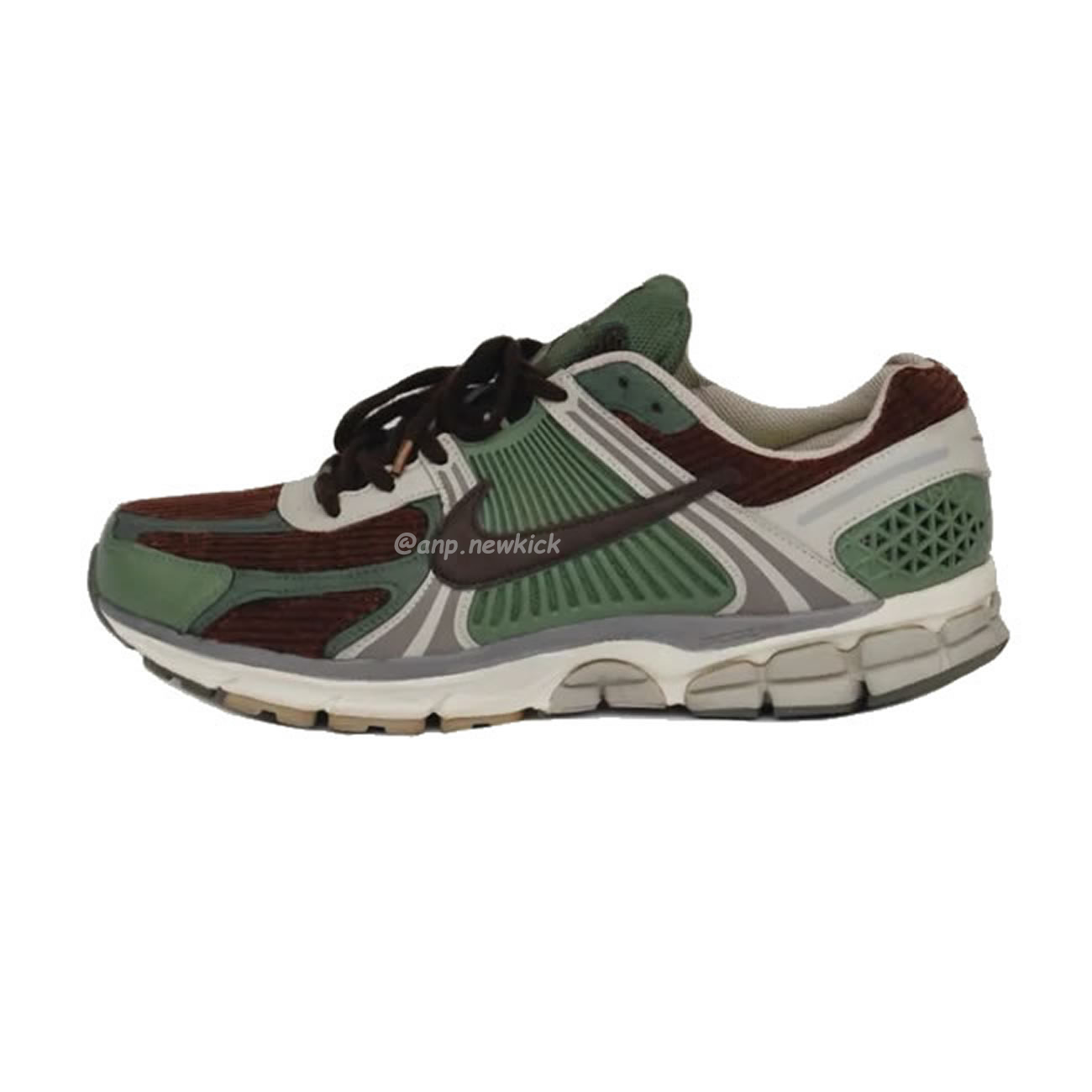 Nike Zoom Vomero 5 Series (50) - www.kitistry.com Nike Zoom Vomero 5 Series (50) - www.kitistry.com
