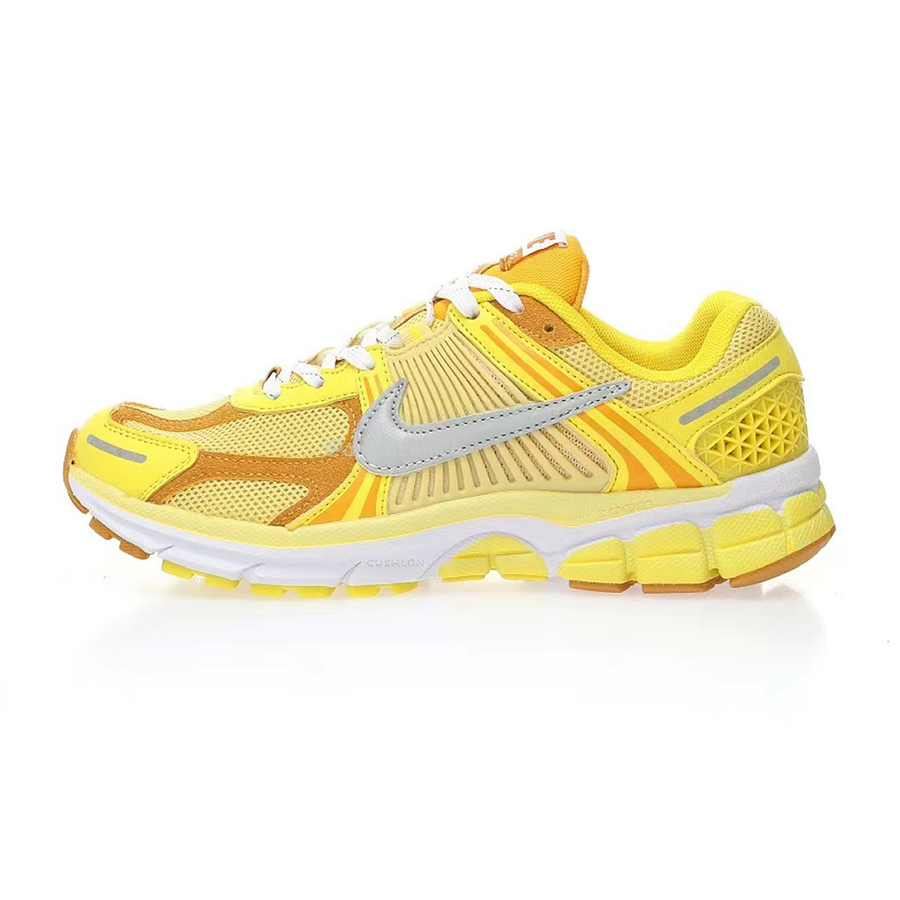 Nike Zoom Vomero 5 Series (53) - www.kitistry.com Nike Zoom Vomero 5 Series (53) - www.kitistry.com