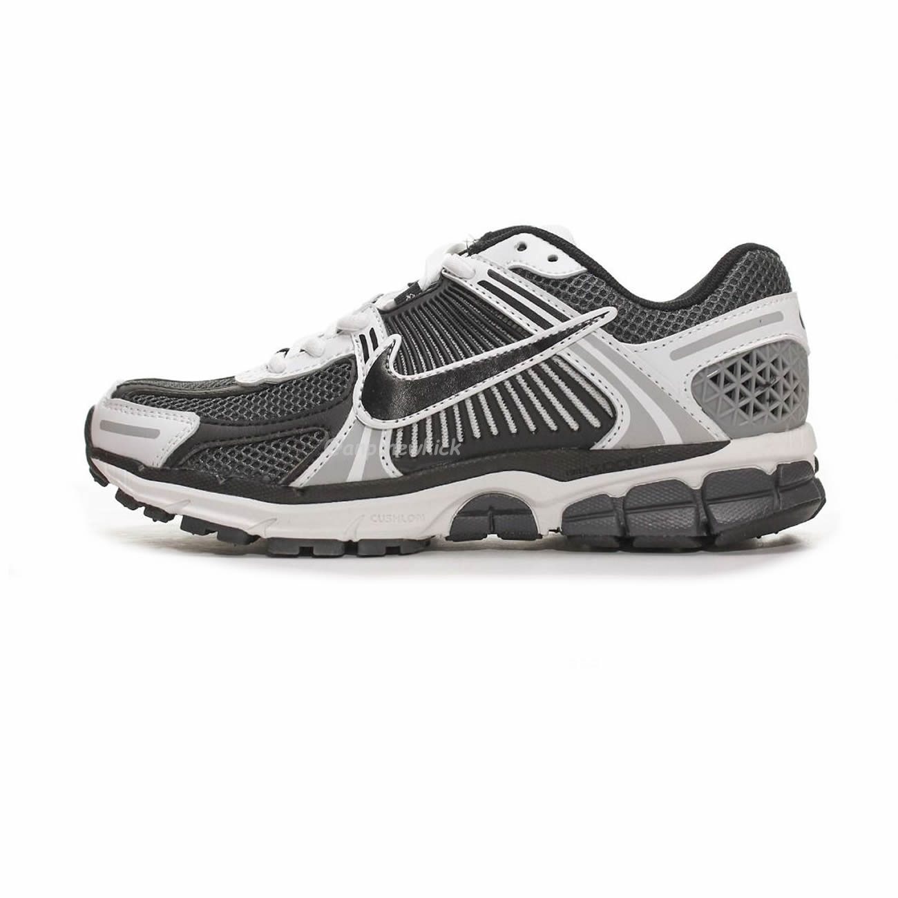 Nike Zoom Vomero 5 Series (58) - www.kitistry.com Nike Zoom Vomero 5 Series (58) - www.kitistry.com