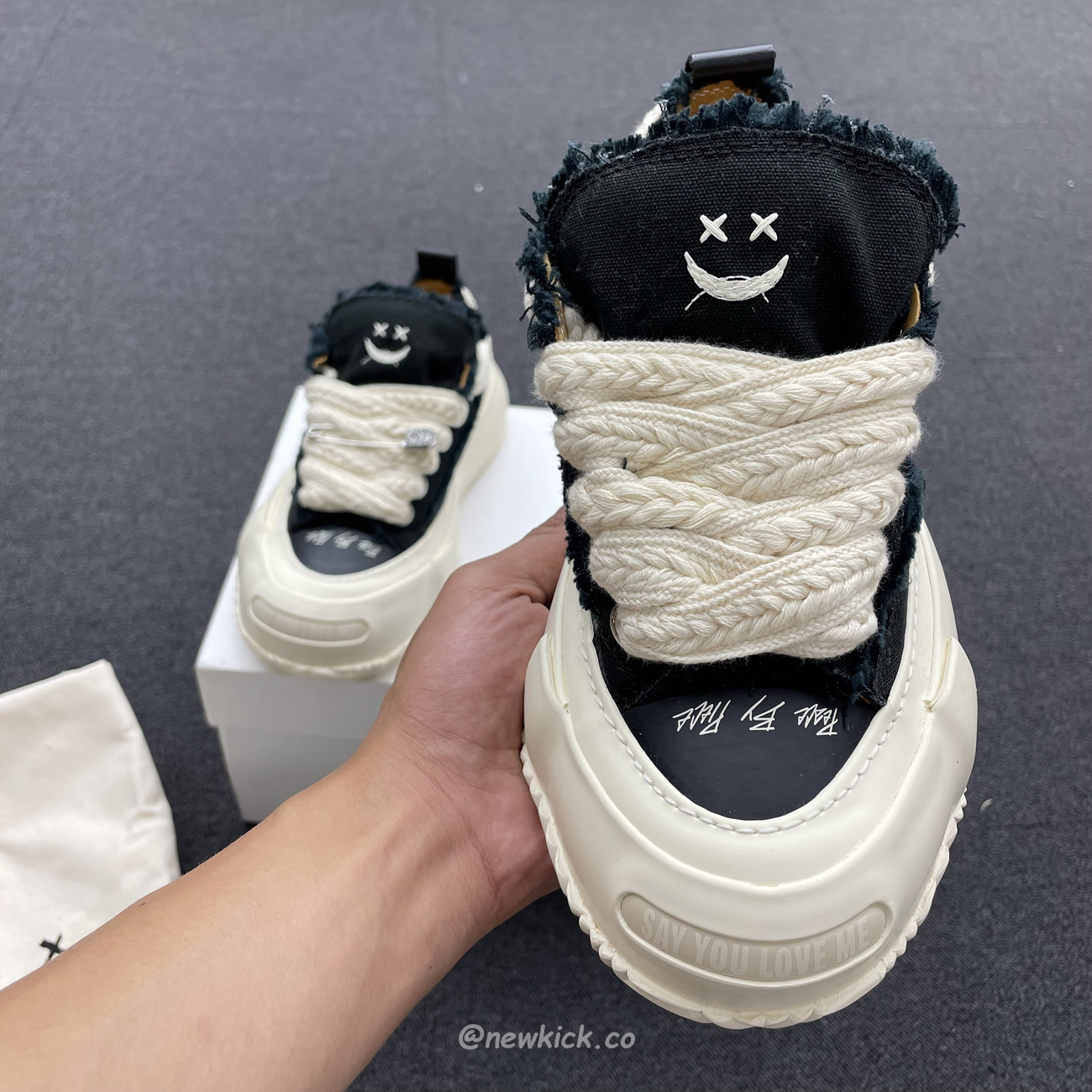 Xvessel G.o.p. 2.0 Marshmallow Lows Black (12) - www.kitistry.com Xvessel G.o.p. 2.0 Marshmallow Lows Black (12) - www.kitistry.com