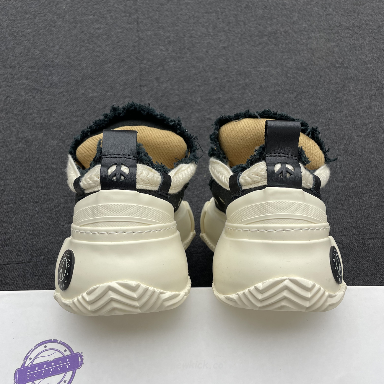 Xvessel G.o.p. 2.0 Marshmallow Lows Black (9) - www.kitistry.com Xvessel G.o.p. 2.0 Marshmallow Lows Black (9) - www.kitistry.com