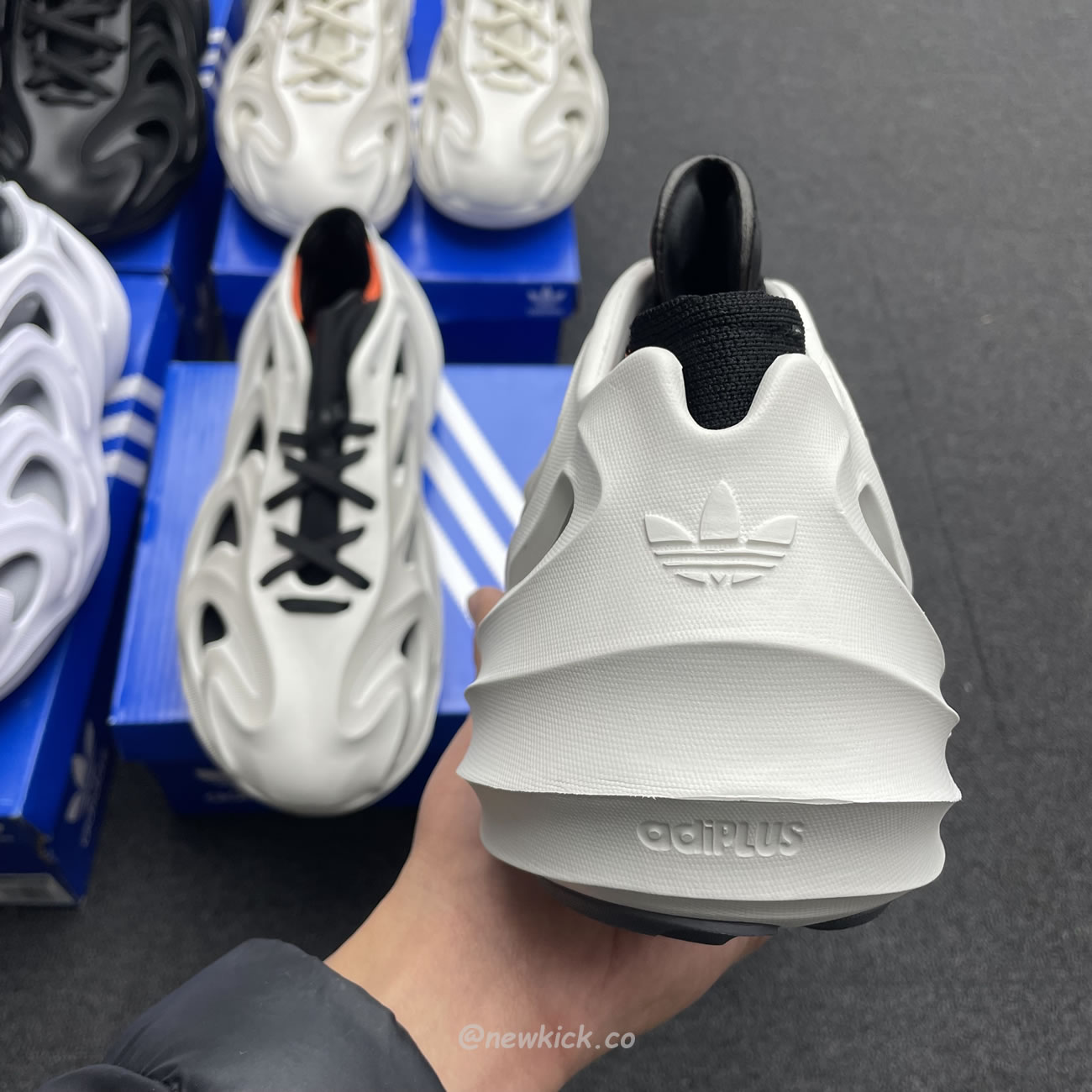 Adidas Adifom Q Wonder White Core Black Orange Grey (9) - www.kitistry.com