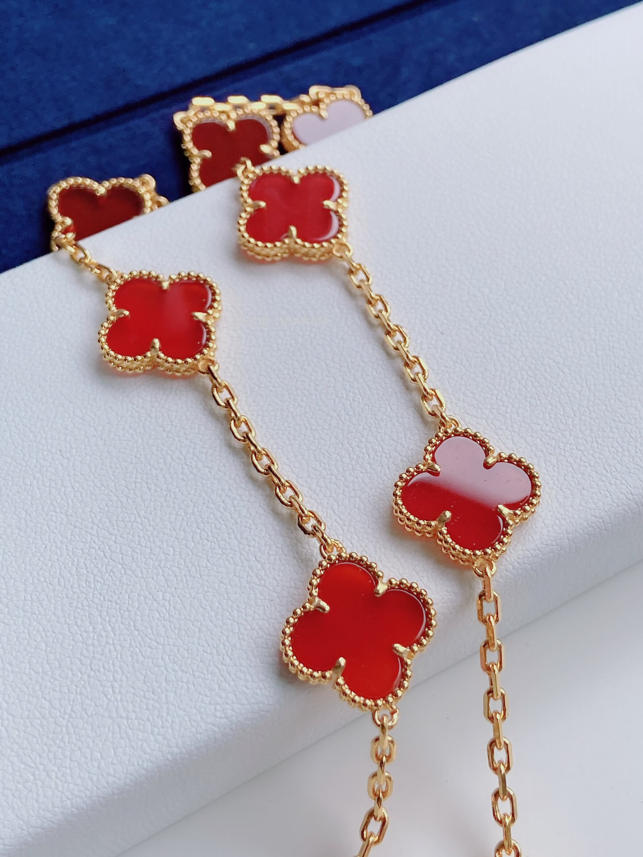 Van Cleef Arpels Vintage Alhambra 10 Four Leaf Lucky Totem Necklaces (5) - www.kitistry.com Van Cleef Arpels Vintage Alhambra 10 Four Leaf Lucky Totem Necklaces (5) - www.kitistry.com