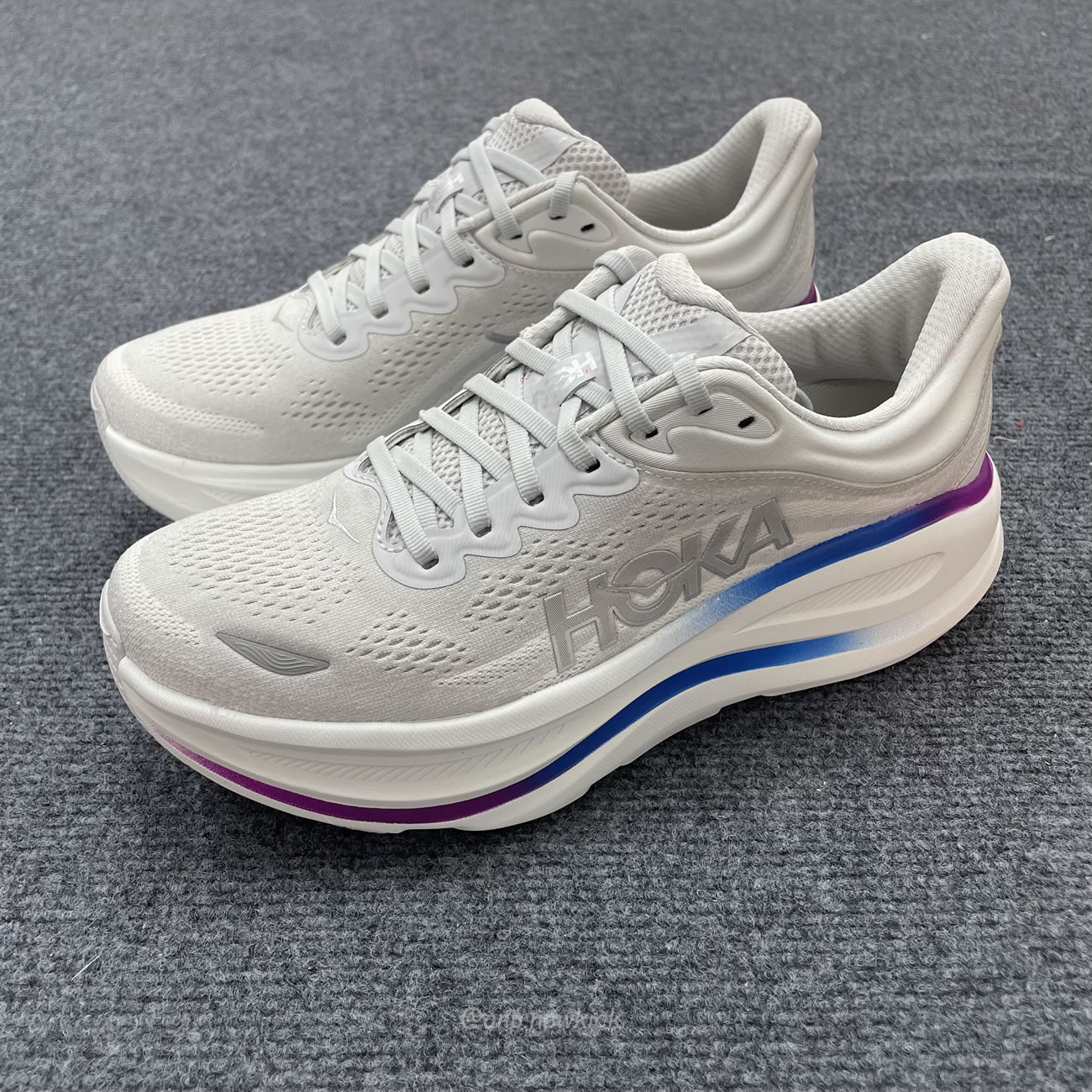Hoka One One Bondi 9 Cosmic Grey White Mesh Womens 1162012 Cywh (3) - www.kitistry.com Hoka One One Bondi 9 Cosmic Grey White Mesh Womens 1162012 Cywh (3) - www.kitistry.com