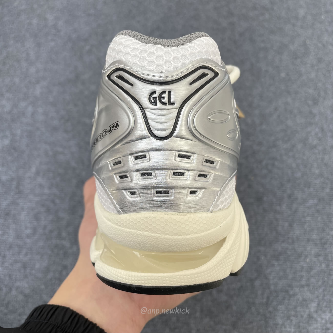 Asics Gel Kayano 14 Jjjjound Silber Schwarz 1201a457 101 (2) - www.kitistry.com Asics Gel Kayano 14 Jjjjound Silber Schwarz 1201a457 101 (2) - www.kitistry.com