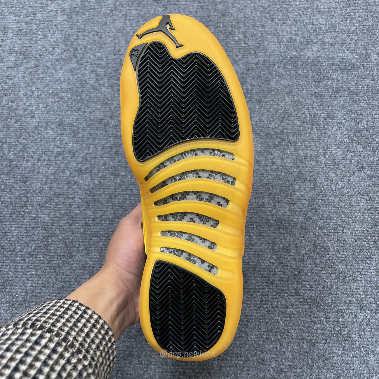 Air Jordan 12 Retro Black University Gold 130690 070 (5) - www.kitistry.com Air Jordan 12 Retro Black University Gold 130690 070 (5) - www.kitistry.com