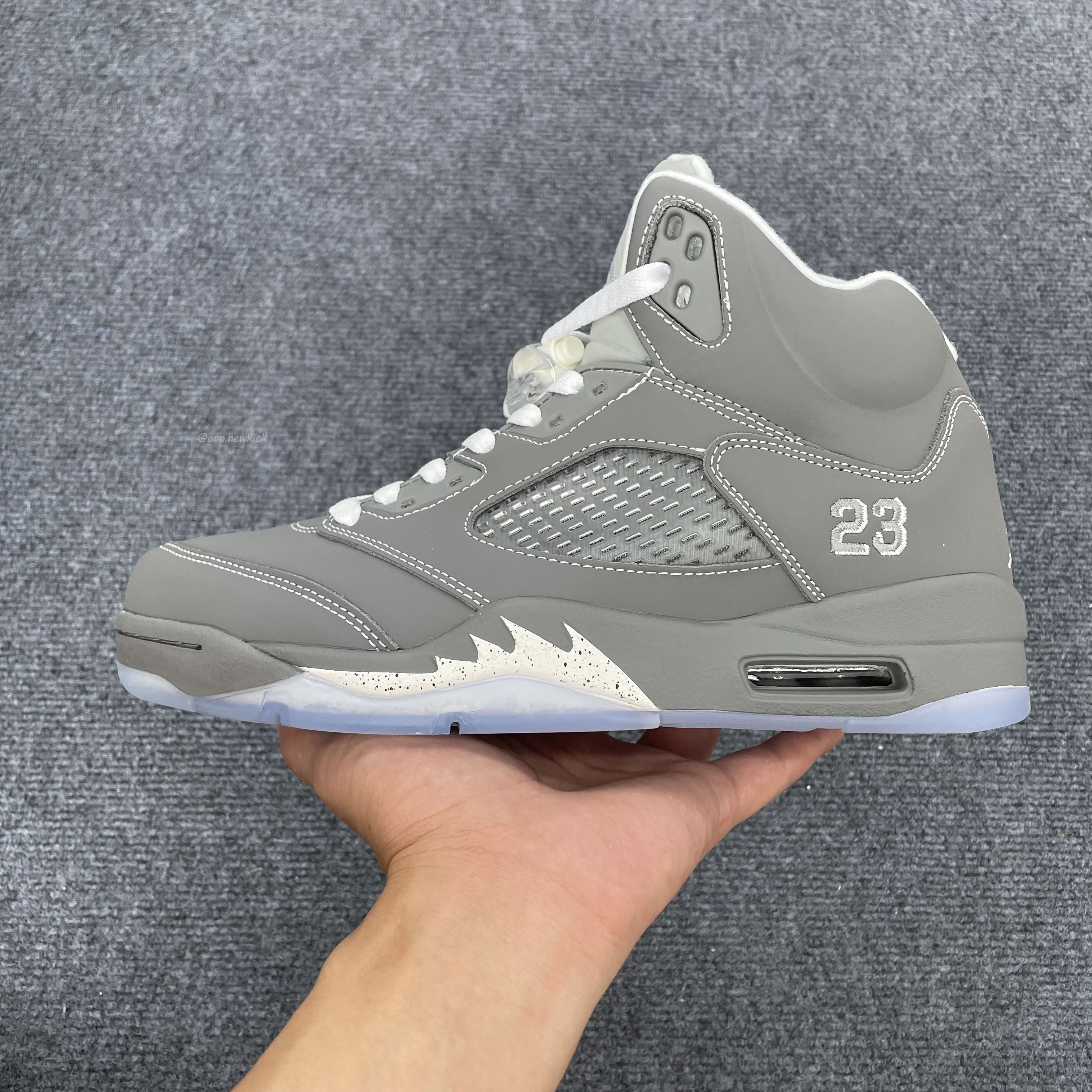 Air Jordan 5 Retro Wolf Grey 136027 005 (3) - www.kitistry.com Air Jordan 5 Retro Wolf Grey 136027 005 (3) - www.kitistry.com