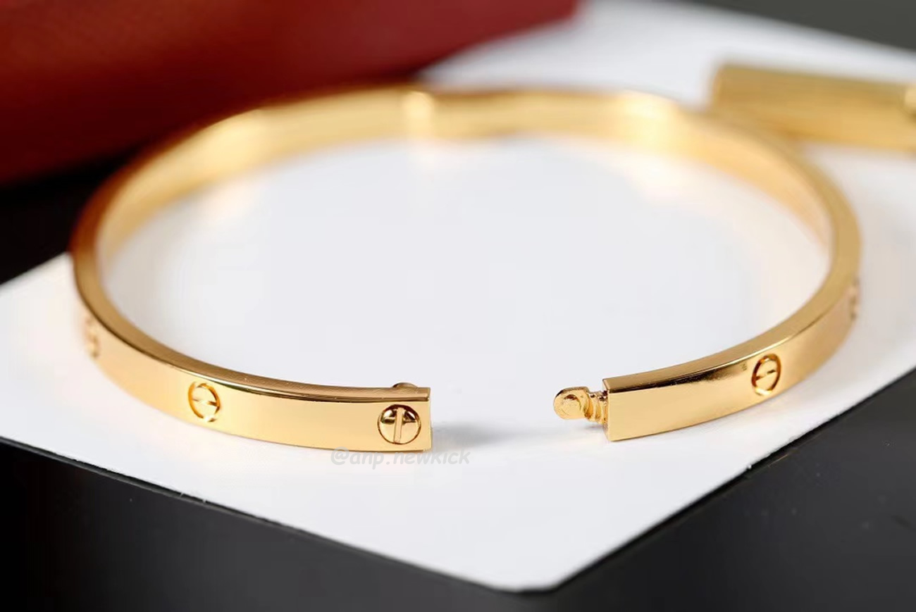 Cartier 18k Love Bracelets Gold Silver Rosegold (3) - www.kitistry.com Cartier 18k Love Bracelets Gold Silver Rosegold (3) - www.kitistry.com