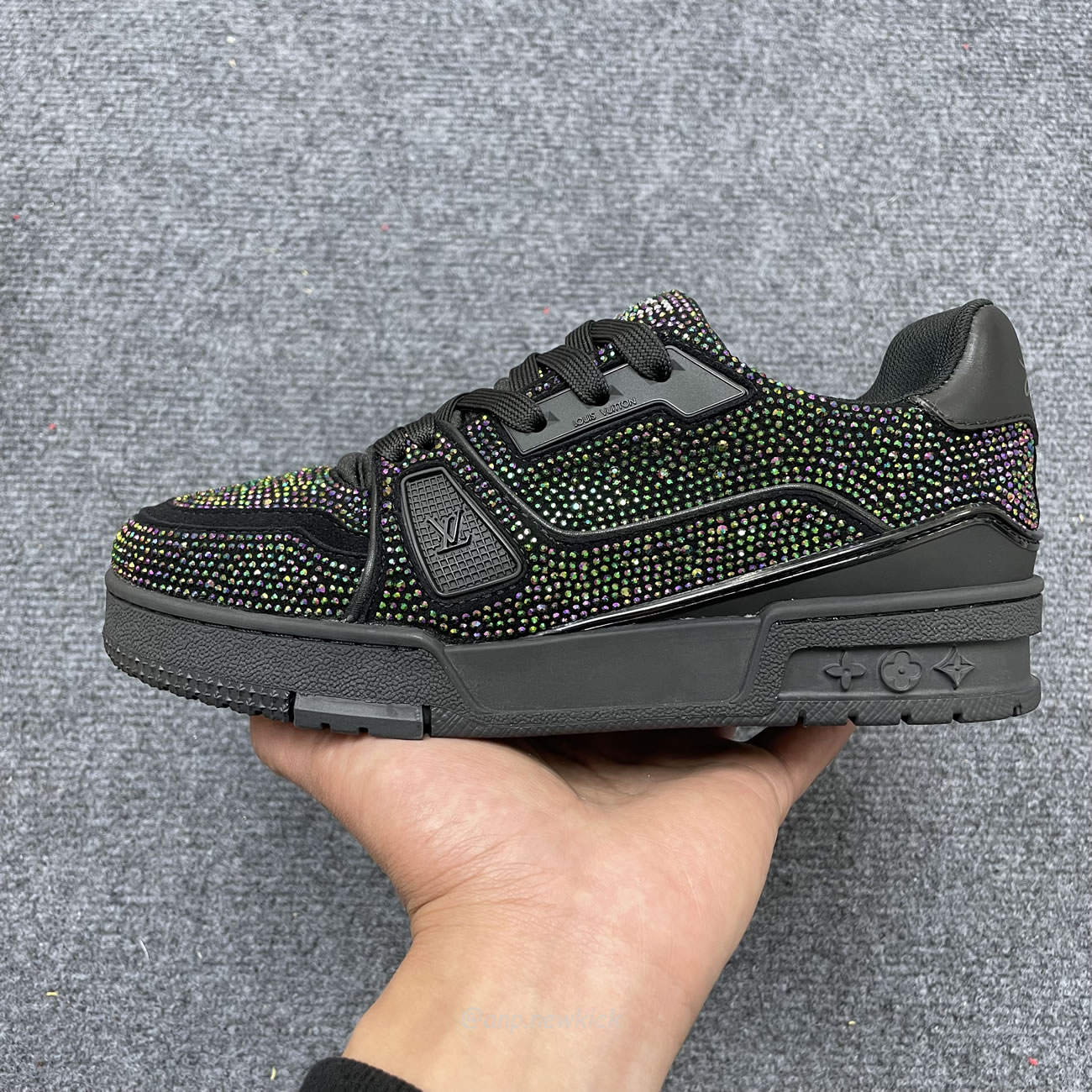 Louis Vuitton Trainer Black Crystals 1a815l (5) - www.kitistry.com Louis Vuitton Trainer Black Crystals 1a815l (5) - www.kitistry.com
