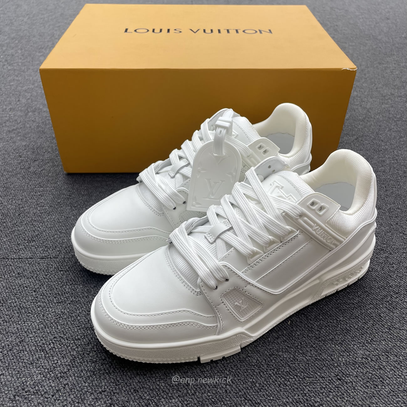 Louis Vuitton Lv Trainer Sneaker White 1a8wav (10) - www.kitistry.com Louis Vuitton Lv Trainer Sneaker White 1a8wav (10) - www.kitistry.com