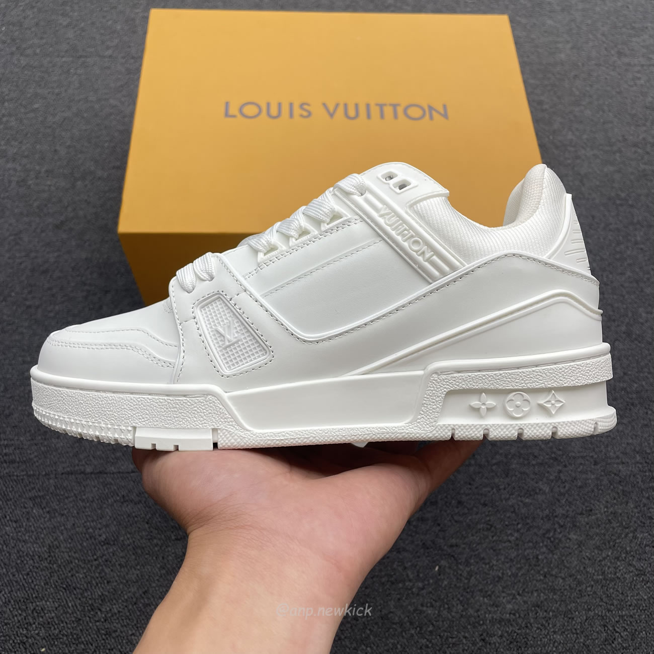 Louis Vuitton Lv Trainer Sneaker White 1a8wav (4) - www.kitistry.com Louis Vuitton Lv Trainer Sneaker White 1a8wav (4) - www.kitistry.com