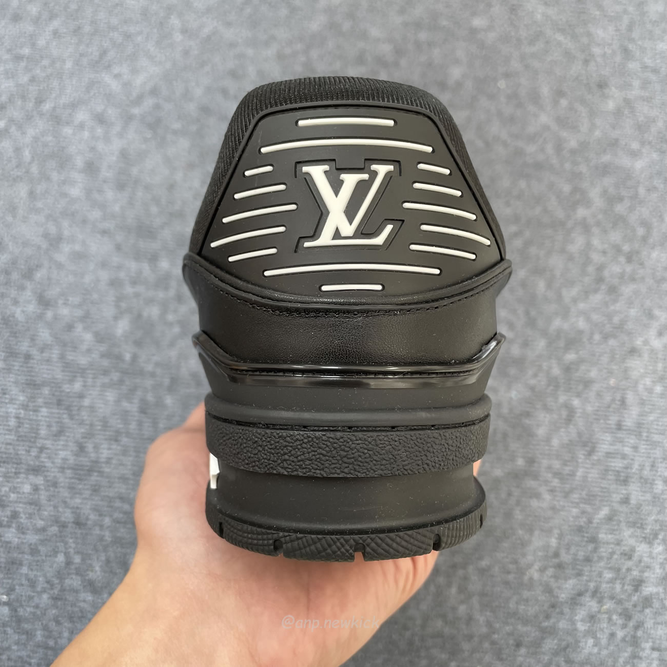 Louis Vuitton Sportschuh Schwarz Eingeprägtes Monogramm 1aarey (6) - www.kitistry.com Louis Vuitton Sportschuh Schwarz Eingeprägtes Monogramm 1aarey (6) - www.kitistry.com