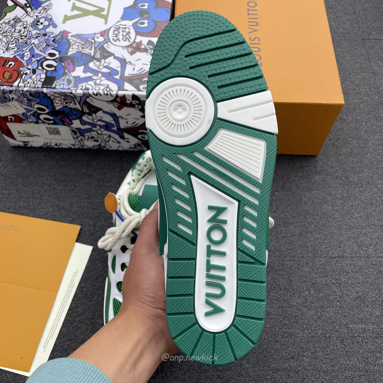 Louis Vuitton Lv Skate Sneaker Green White 1ac520 (6) - www.kitistry.com Louis Vuitton Lv Skate Sneaker Green White 1ac520 (6) - www.kitistry.com