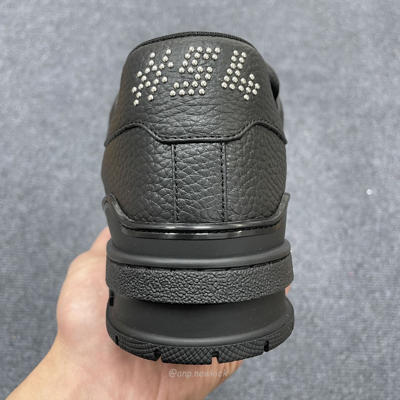 Louis Vuitton Lv Trainer Black White Calf Leather 1addby (2) - www.kitistry.com Louis Vuitton Lv Trainer Black White Calf Leather 1addby (2) - www.kitistry.com