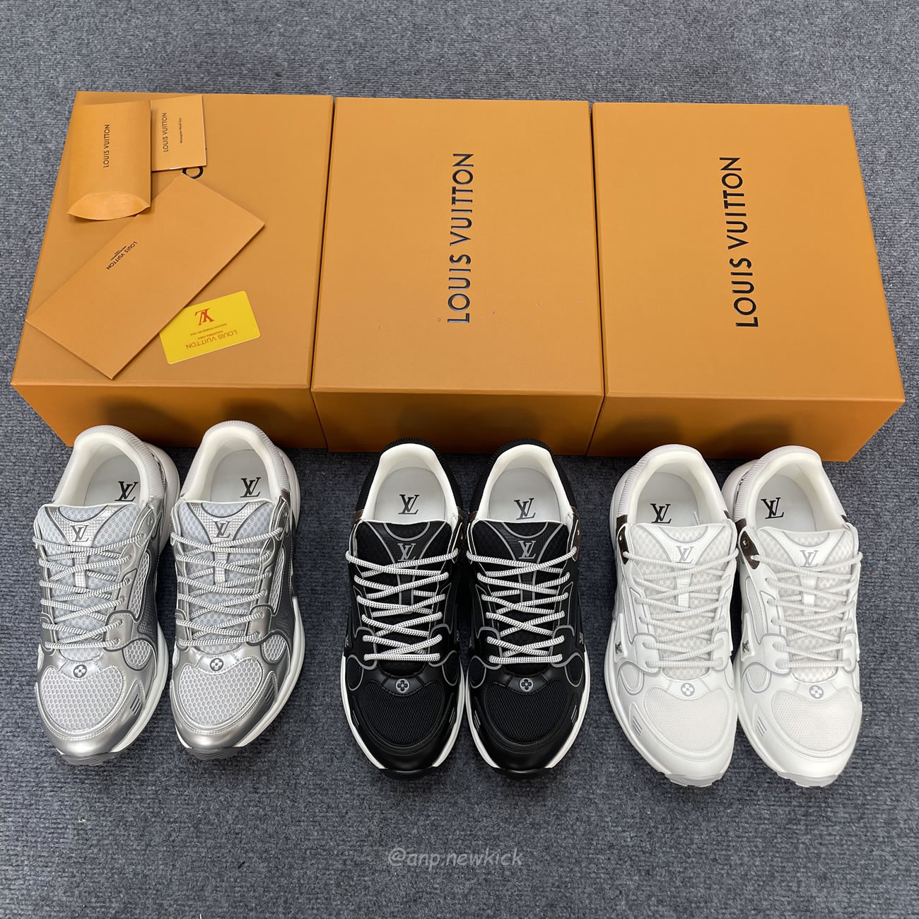 Louis Vuitton Lv Olympia Sneaker Blanc Black Silvery 1ahoht (5) - www.kitistry.com Louis Vuitton Lv Olympia Sneaker Blanc Black Silvery 1ahoht (5) - www.kitistry.com