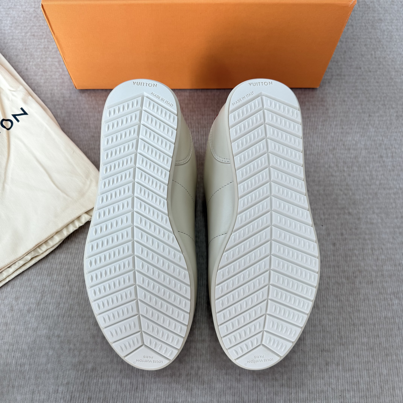Louis Vuitton Lv Buttersoft Sneaker Beige 1aikj1 (5) - www.kitistry.com Louis Vuitton Lv Buttersoft Sneaker Beige 1aikj1 (5) - www.kitistry.com