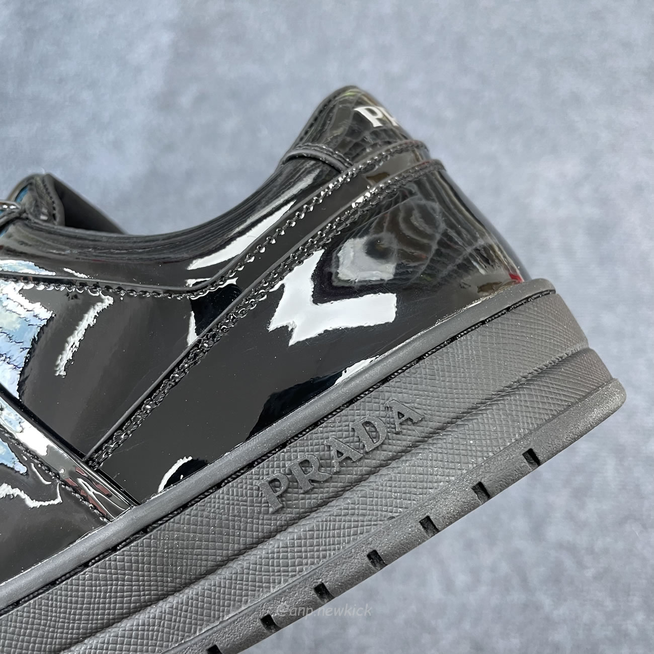Prada Sneakers Mid Top Black Patent Leather 1e792m 069 F0002 F B030 (2) - www.kitistry.com Prada Sneakers Mid Top Black Patent Leather 1e792m 069 F0002 F B030 (2) - www.kitistry.com