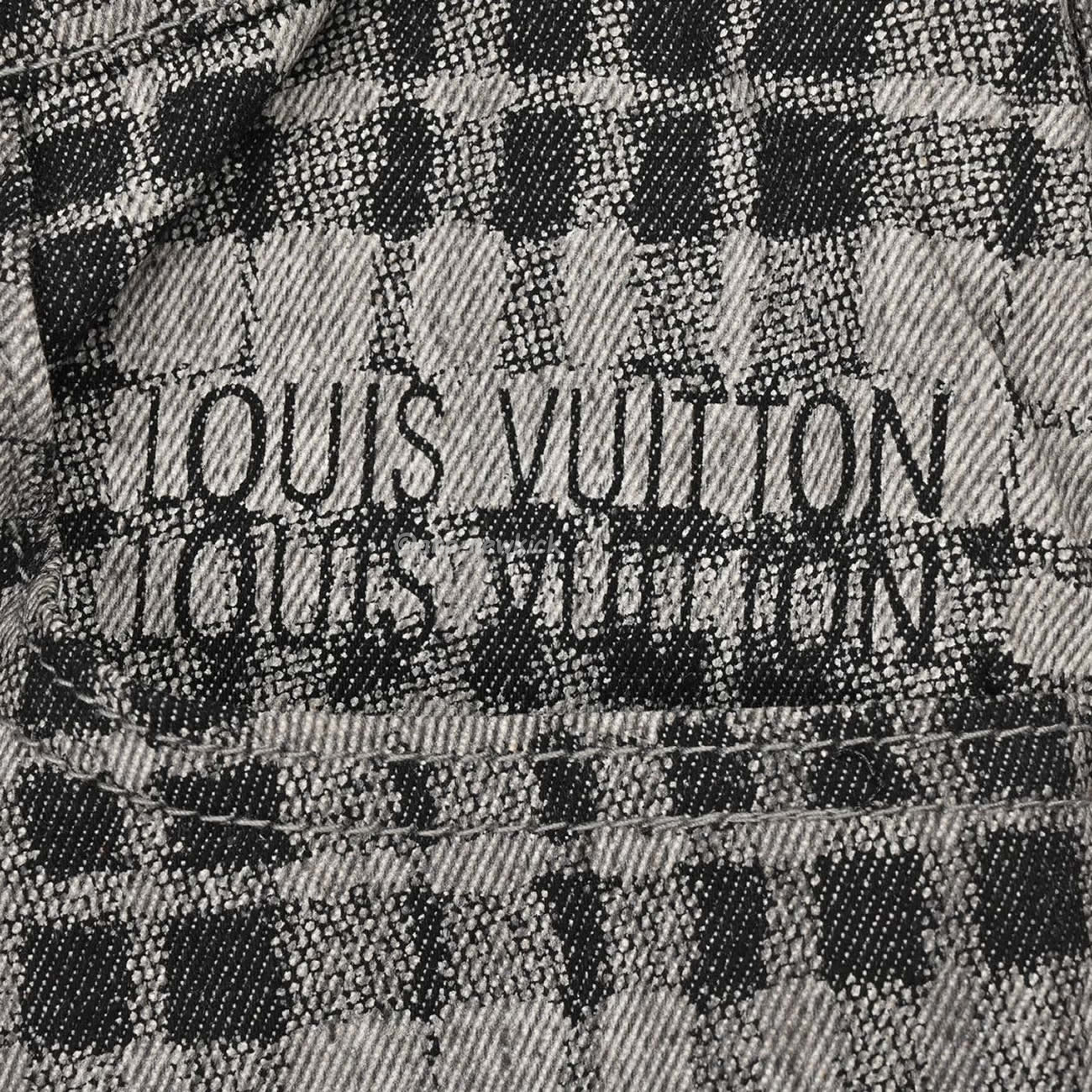 Louis Vuitton 1v 24ss Grey Checkerboard Printed Denim Shorts (8) - www.kitistry.com Louis Vuitton 1v 24ss Grey Checkerboard Printed Denim Shorts (8) - www.kitistry.com