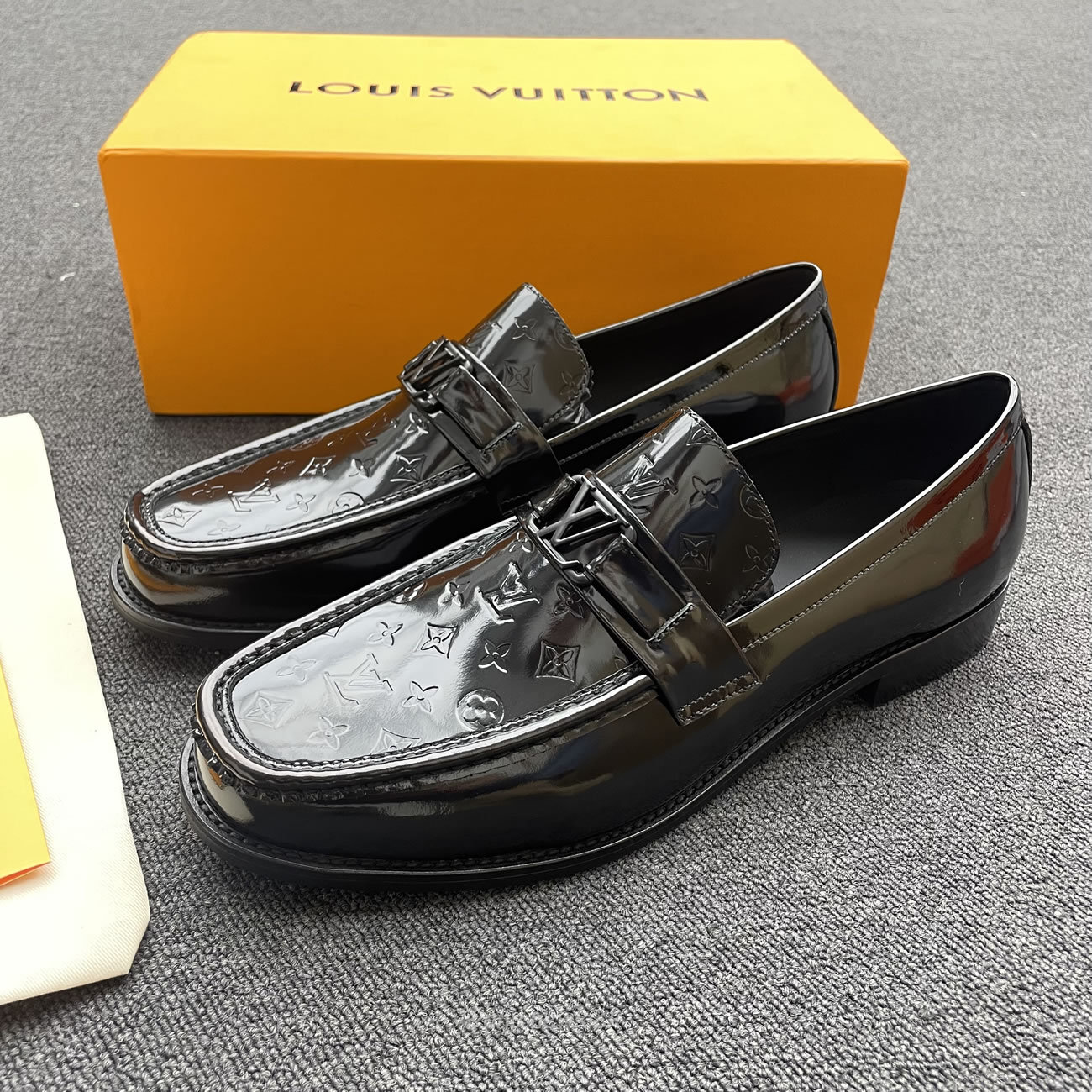 Louis Vuitton Spring Summer 2023 Major Loafers (2) - www.kitistry.com Louis Vuitton Spring Summer 2023 Major Loafers (2) - www.kitistry.com